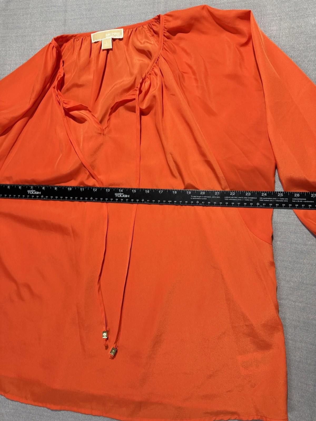 Michael Kors Michael Kors Peasant V-Neck Blouse 3/4 Sleeve Tie-Front L Size L / US 10 / IT 46 - 6 Thumbnail
