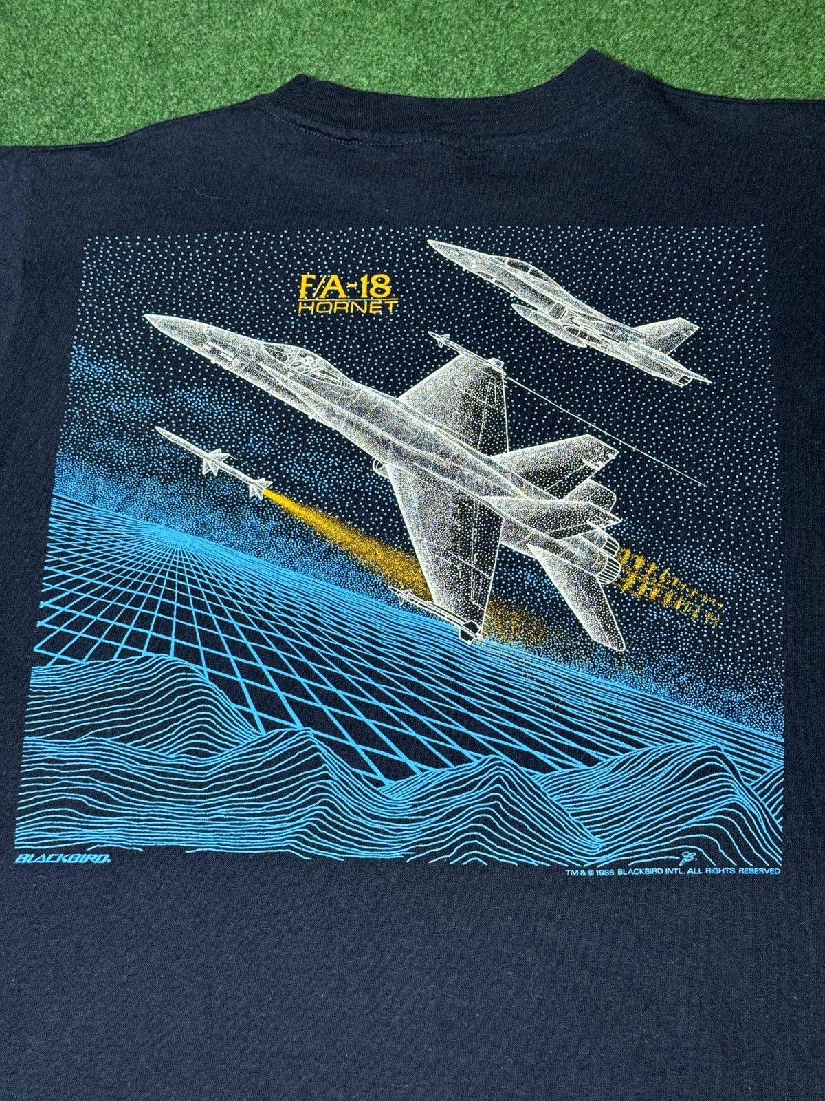 Champion × Vintage Vintage 80s 90s FA 18 Hornet Fighter Jet Blackbird T Shirt Size US L / EU 52-54 / 3 - 3 Thumbnail