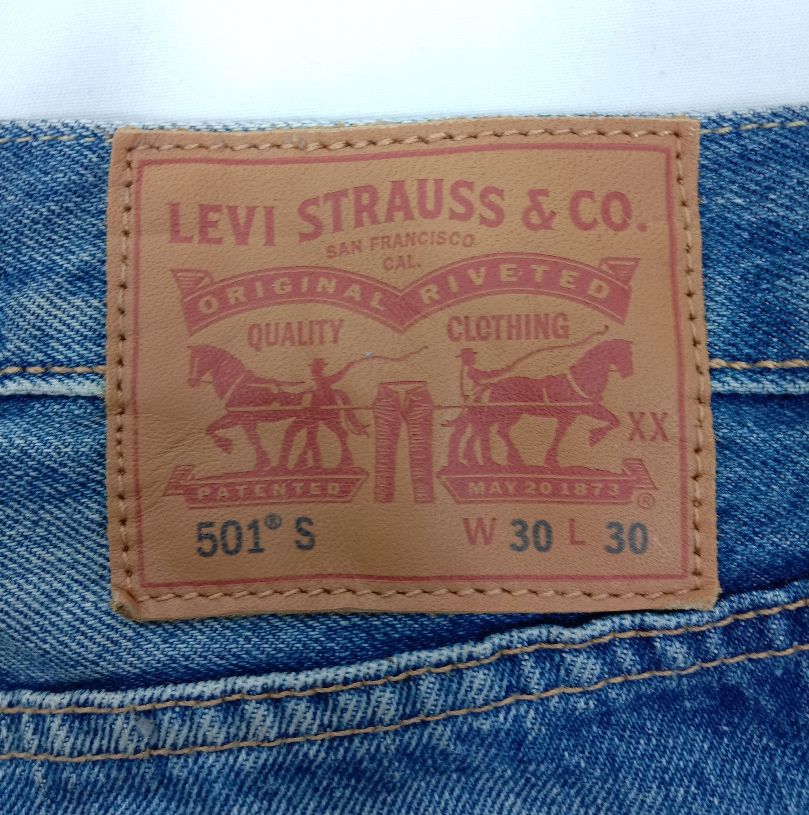 Levi's Vintage Levi's 501s Jeans Faded Blue Distressed Denim Size US 30 / EU 46 - 17 Thumbnail