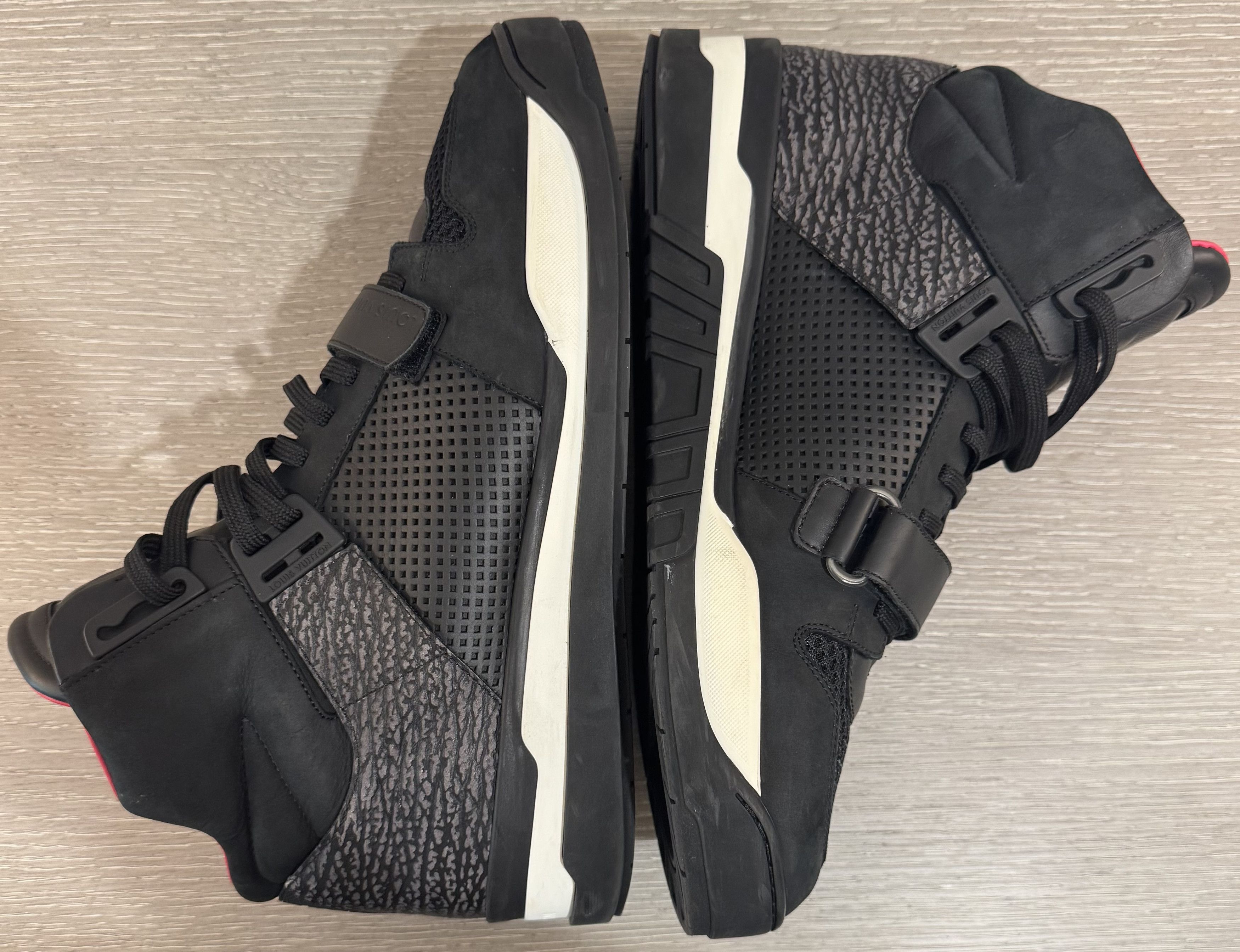Louis Vuitton Louis Vuitton Trailblazer high top sneaker Size US 10.5 / EU 43-44 - 3 Thumbnail