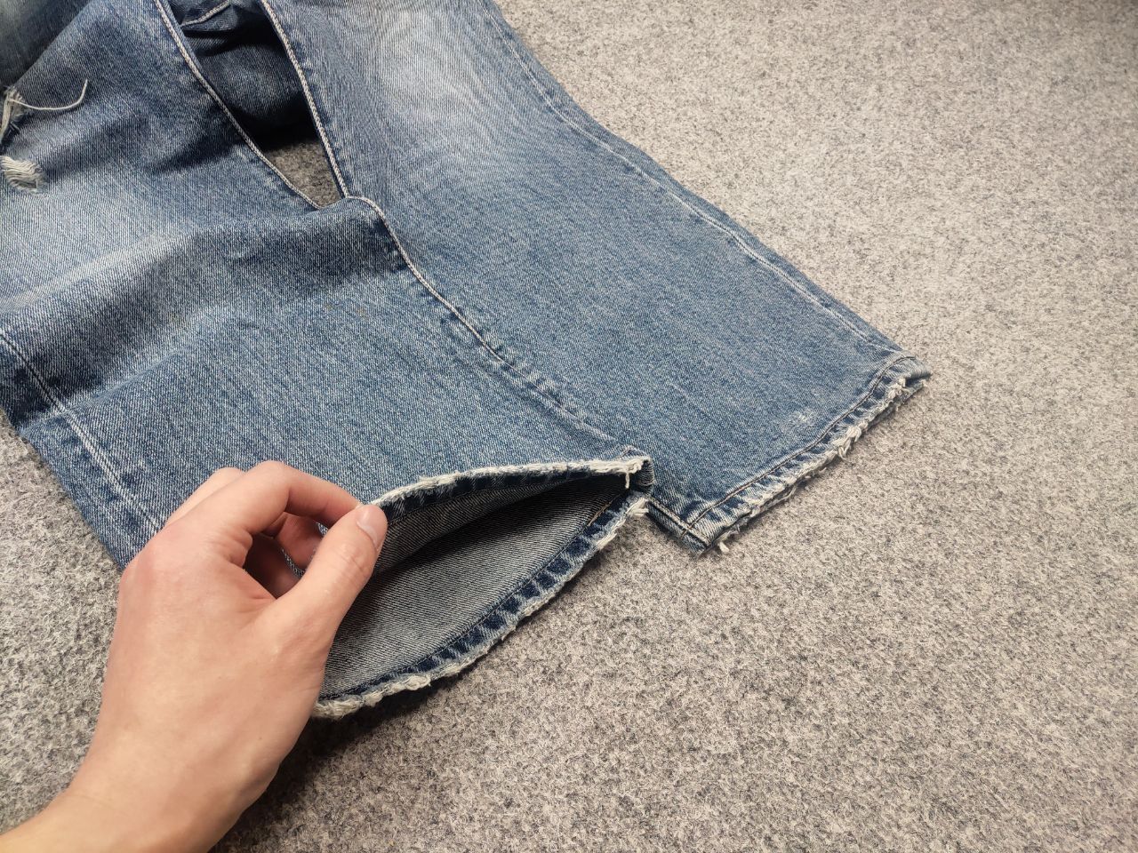 Levi's Vintage Levis 501 Straight Button Faded Denim Jeans Retro Size US 33 - 10 Thumbnail