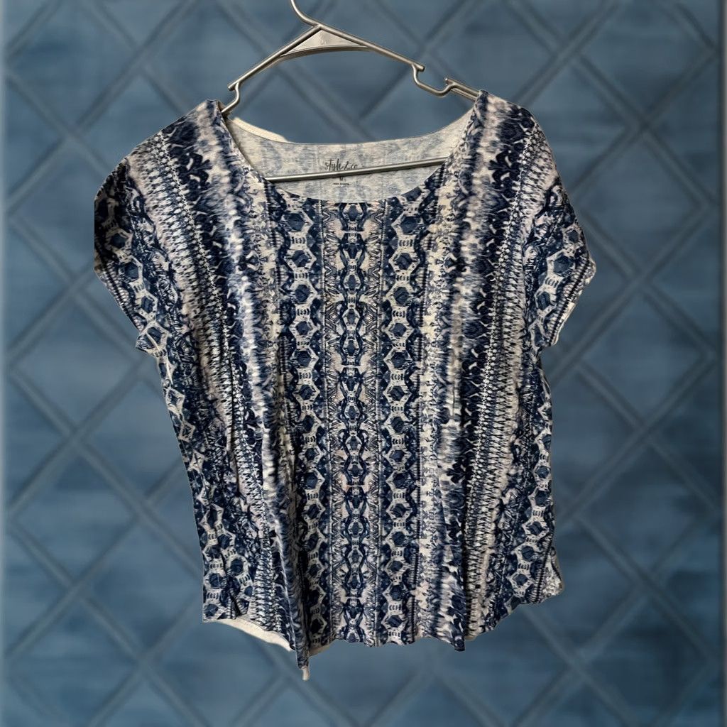 Style & Co Style & Co Womens Shirt Top Medium Geometric Blue Short Sleeve Round Neck Size M / US 6-8 / IT 42-44 - 1 Thumbnail