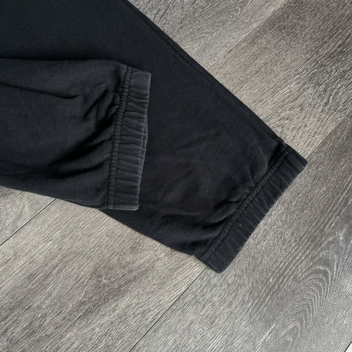 Bape A Bathing Ape Bape Busy Works Shark Sweatpants WGM Black XXL Size US 38 / EU 54 - 11 Thumbnail