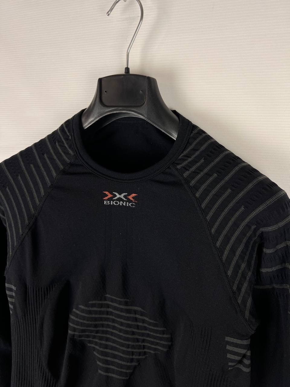 Other X-Bionic Invent Compression man long sleeve size L Size US L / EU 52-54 / 3 - 9 Thumbnail