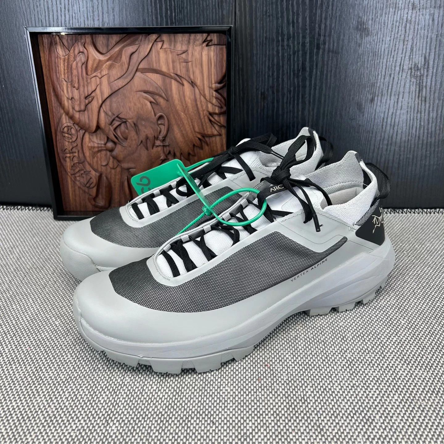 Arc'teryx Arc'teryx Vertex Alpine Gray/Black 42.5 Mint Size US 9.5 / EU 42-43 - 1 Thumbnail