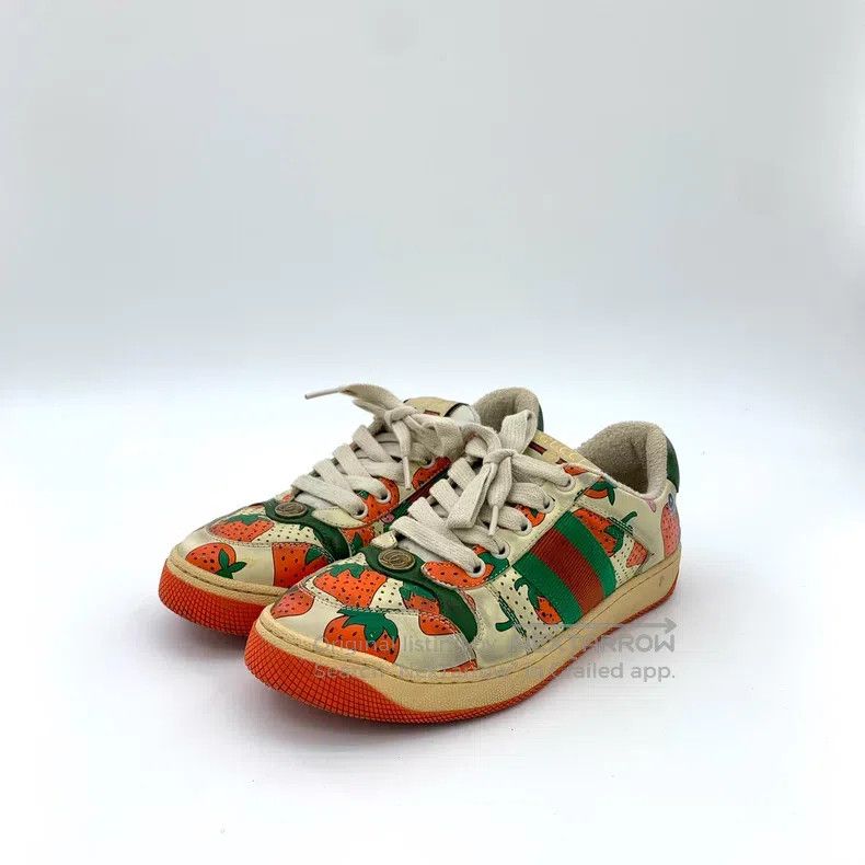 Gucci Gucci Colour-blocked strawberry print lacing casual sports Size US 5.5 / IT 35.5 - 1 Thumbnail