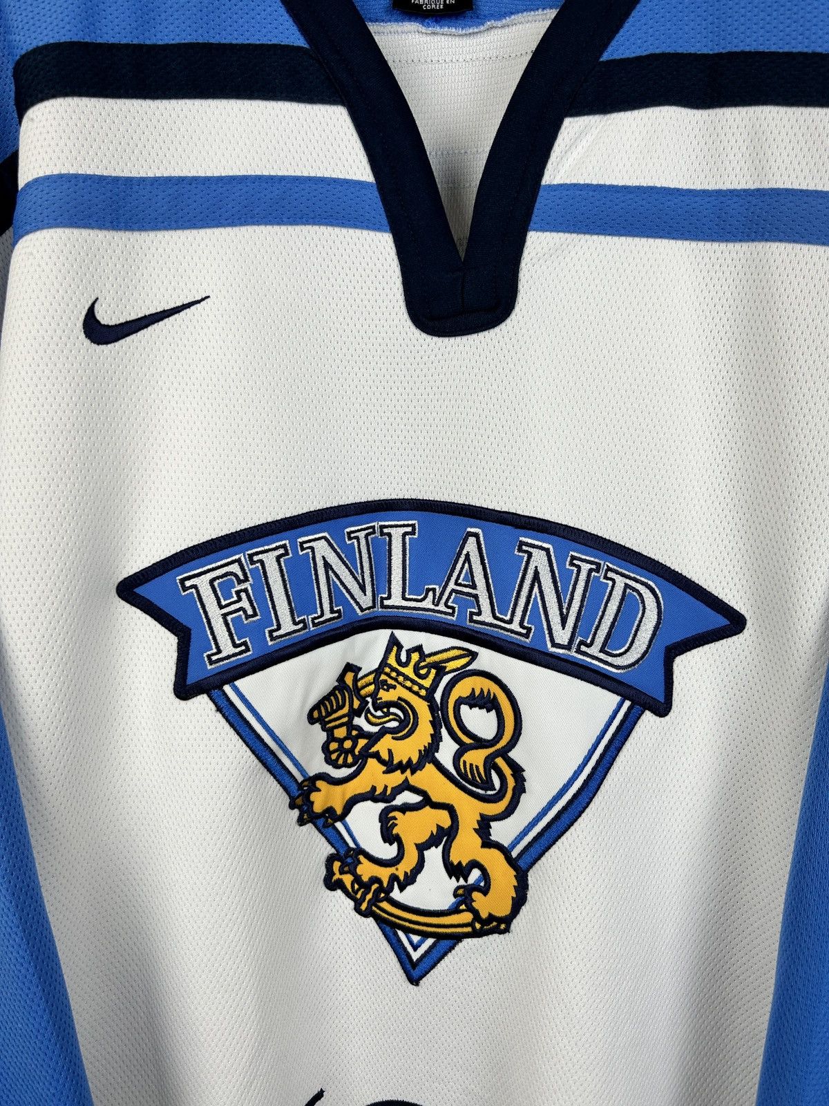 NHL 90s Vintage Finland #10 Pirnes Hockey IIHF Home Jersey Size US M / EU 48-50 / 2 - 2 Thumbnail