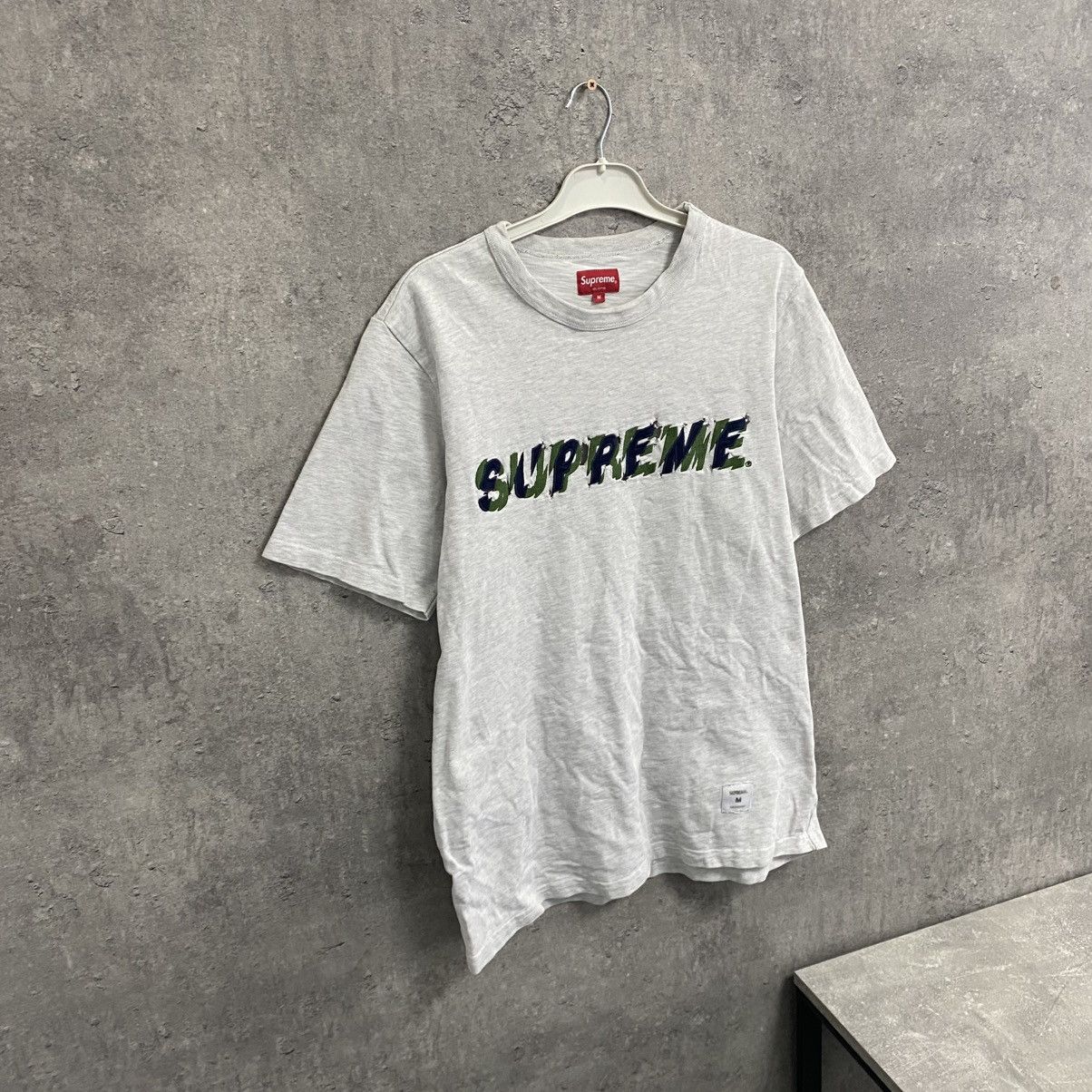 Supreme Supreme T-shirt Size US M / EU 48-50 / 2 - 3 Thumbnail
