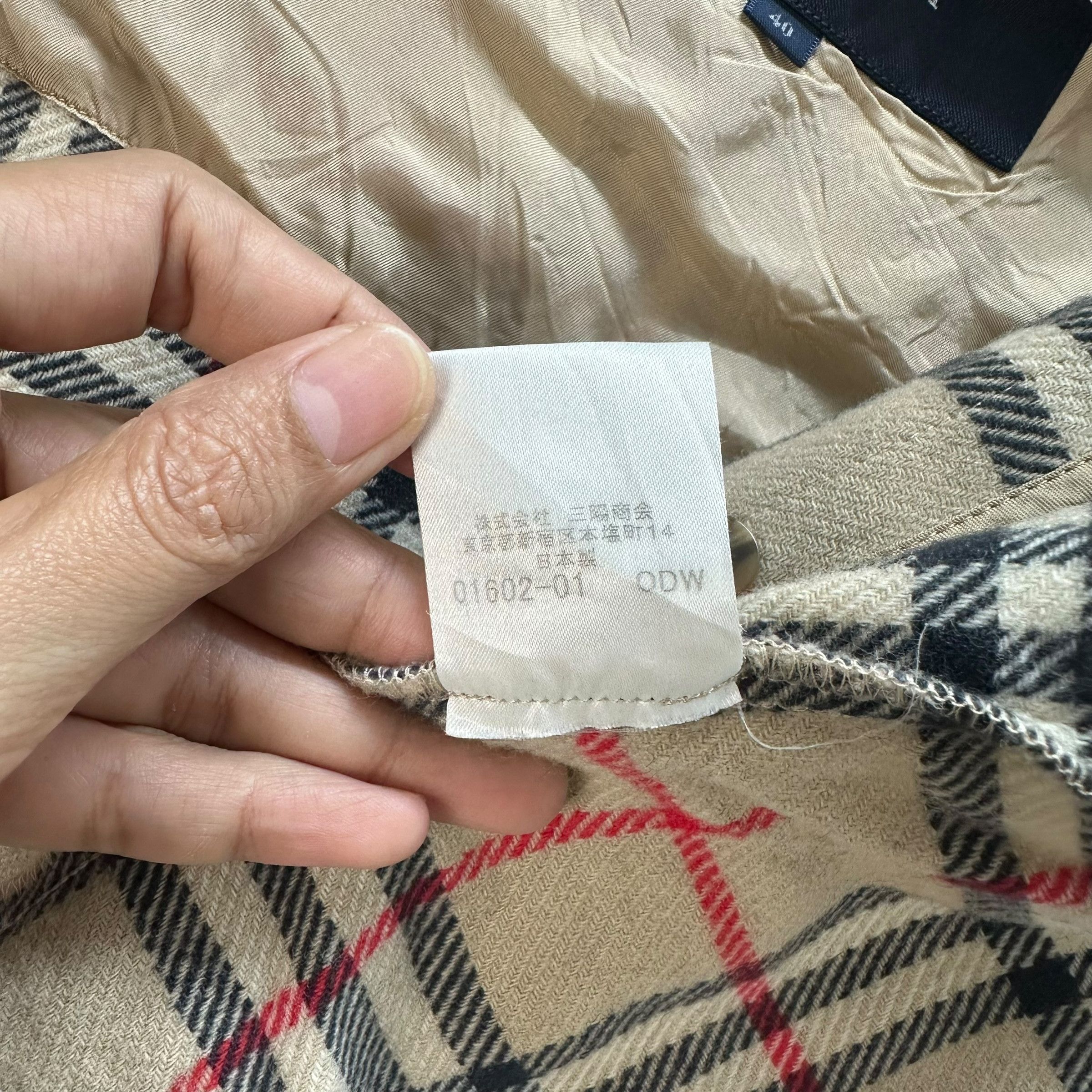 Burberry Burberry London Nova Check Inner Coat Jacket #9189-67 Size US M / EU 48-50 / 2 - 7 Thumbnail