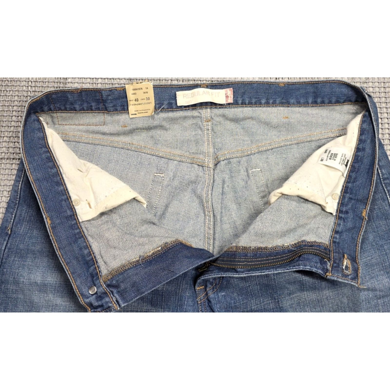 Levi's VINTAGE Levi's 505 Jeans Men 40x30 Blue Denim Cotton Regular Straight Leg Y2K NWT NOS Size US 40 / EU 56 - 3 Thumbnail