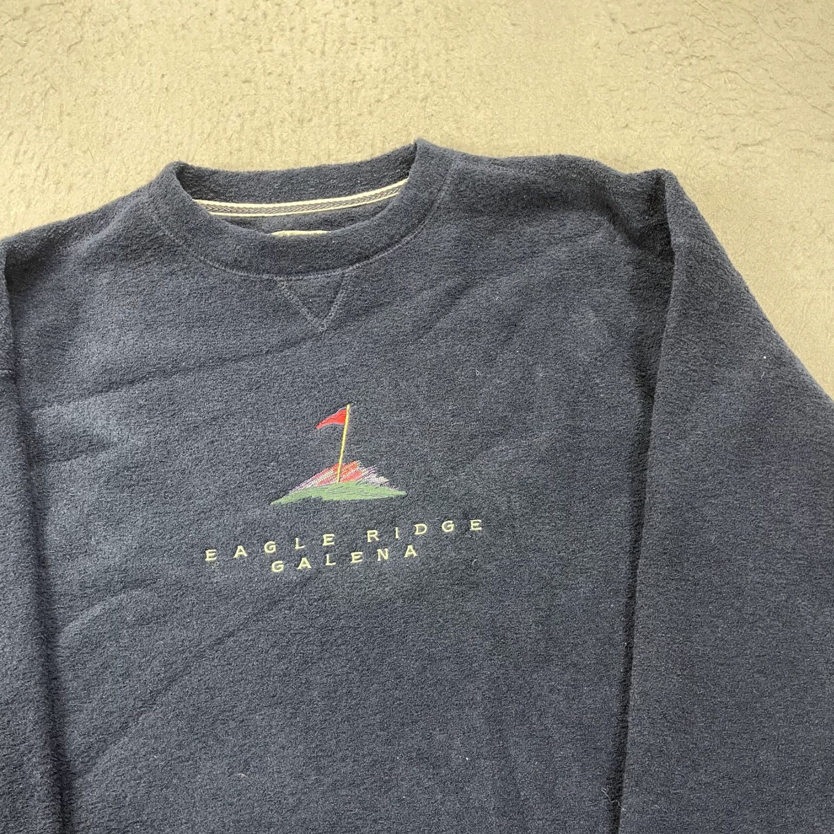 Vintage VINTAGE Eagle Ridge Golf Sweatshirt Galena 2XL Blue Fleece Crewneck 90s Mens Size US XXL / EU 58 / 5 - 3 Thumbnail