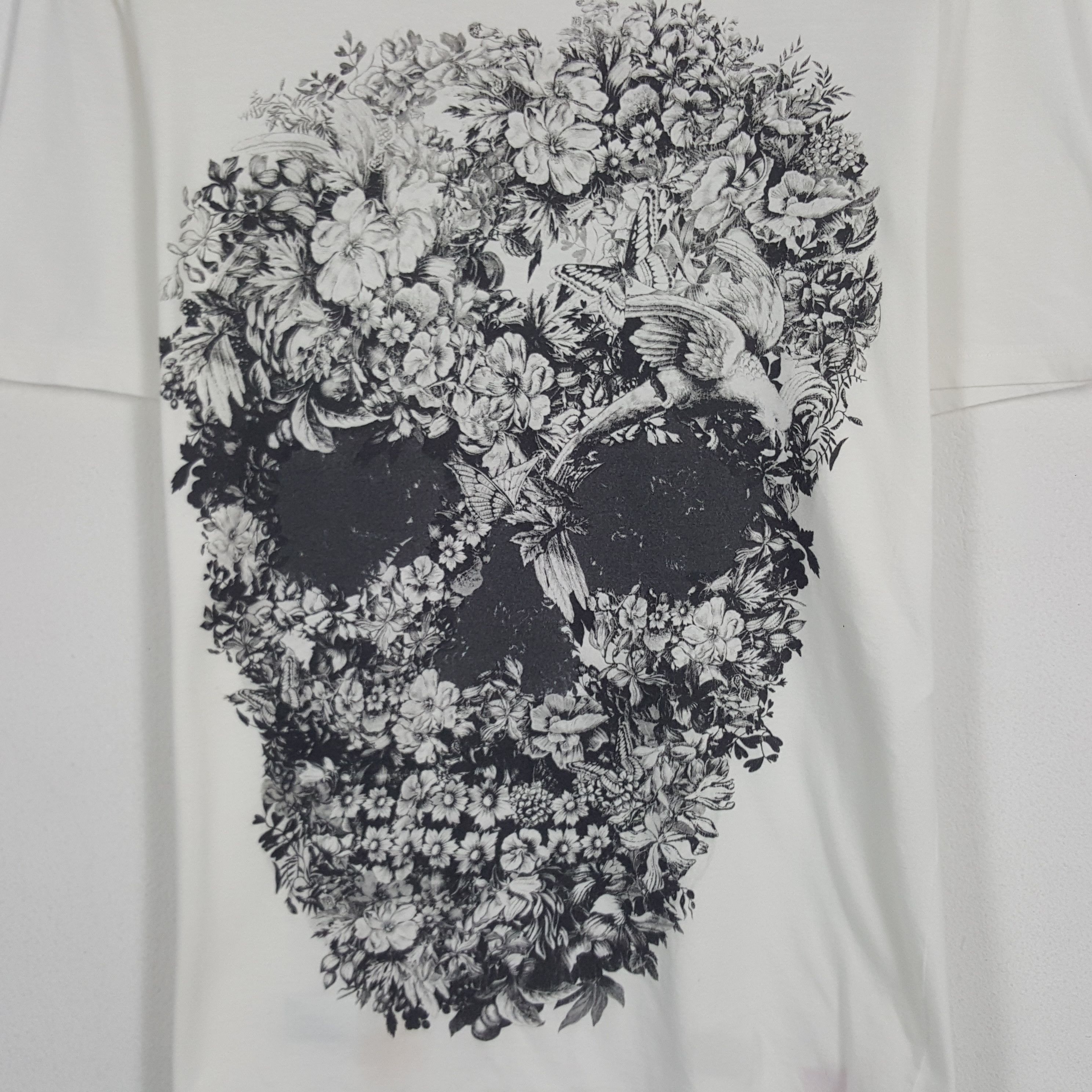 Vintage Vintage Alexander McQueen Tshirt Size US M / EU 48-50 / 2 - 2 Thumbnail