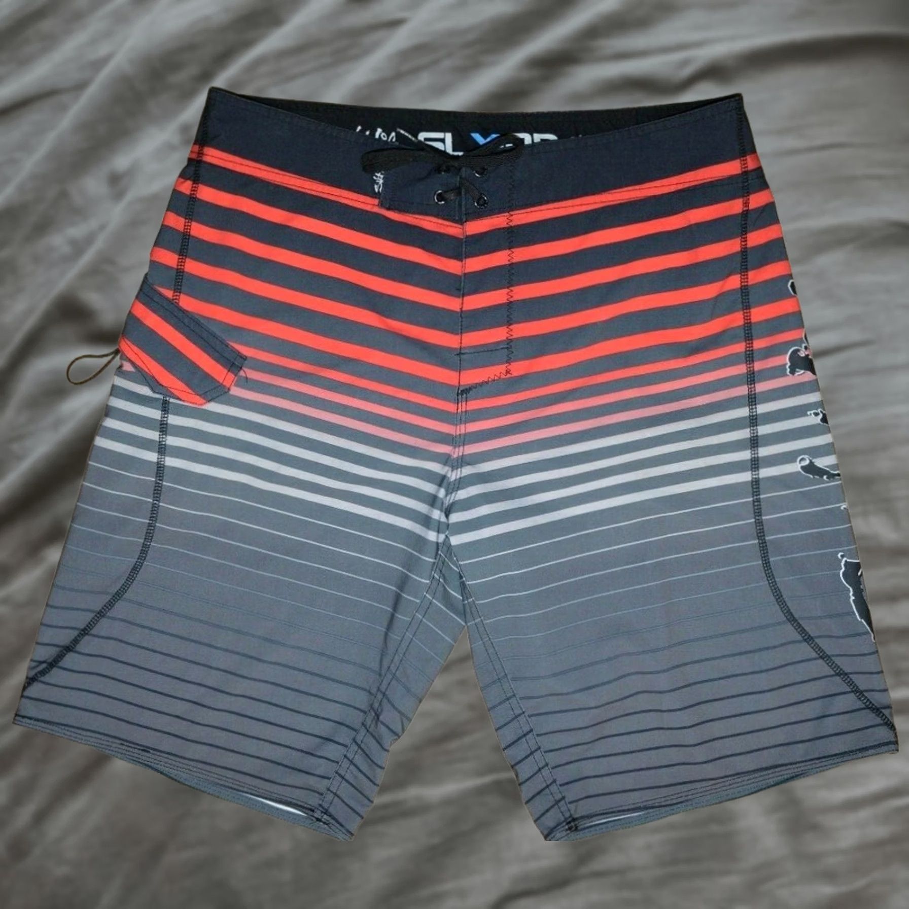 Vintage Salt Life Shorts Mens 34 Red Trunks Board SLX LIVE SALTY Gray Men Size Size US 34 / EU 50 - 1 Thumbnail
