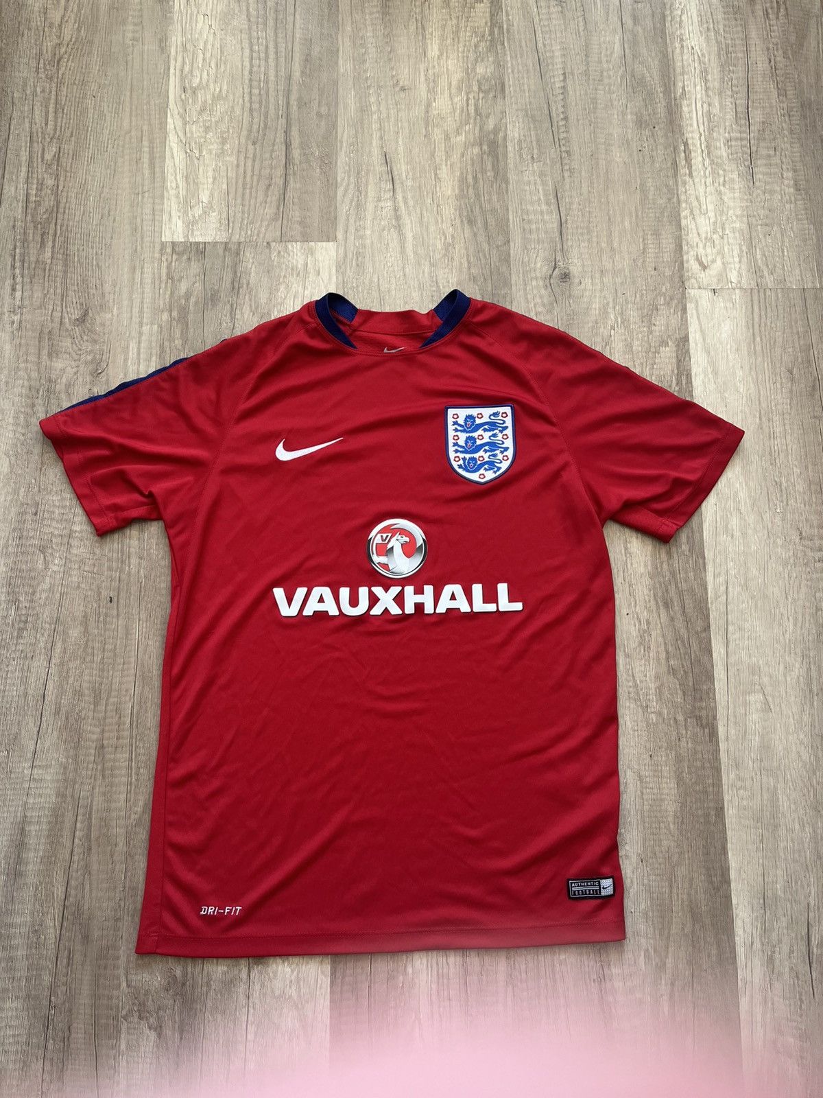 Nike ENGLAND 2016 2017 TRAINING SOCCER JERSEY NIKE Size US M / EU 48-50 / 2 - 1 Thumbnail