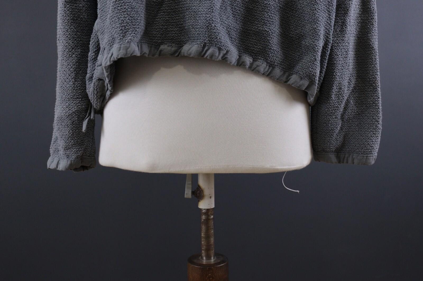 Designer Absolut By Zebra Gray Open Knit Cape Sweater Size 2 / M Size US M / EU 48-50 / 2 - 8 Thumbnail