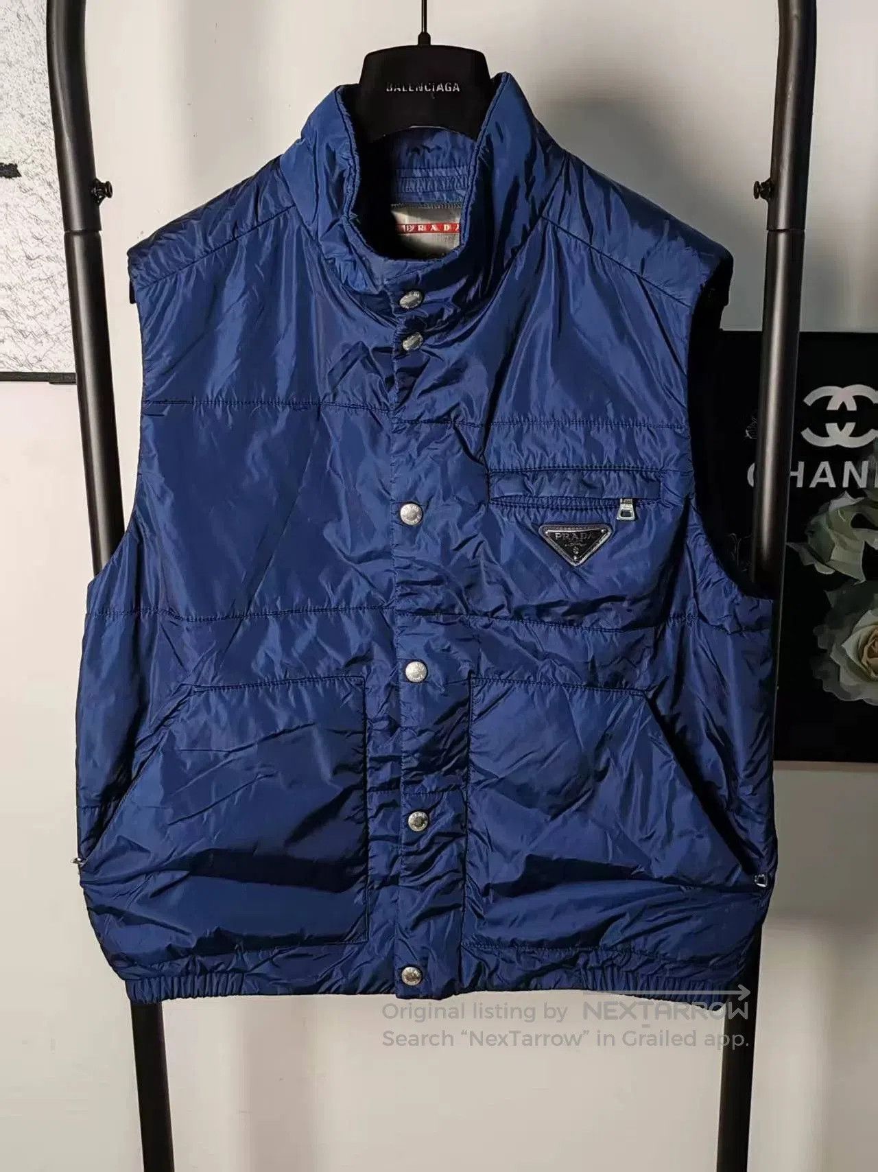 Prada Prada Metallic Triangle Cotton Vest. Size M / US 6-8 / IT 42-44 - 1 Thumbnail