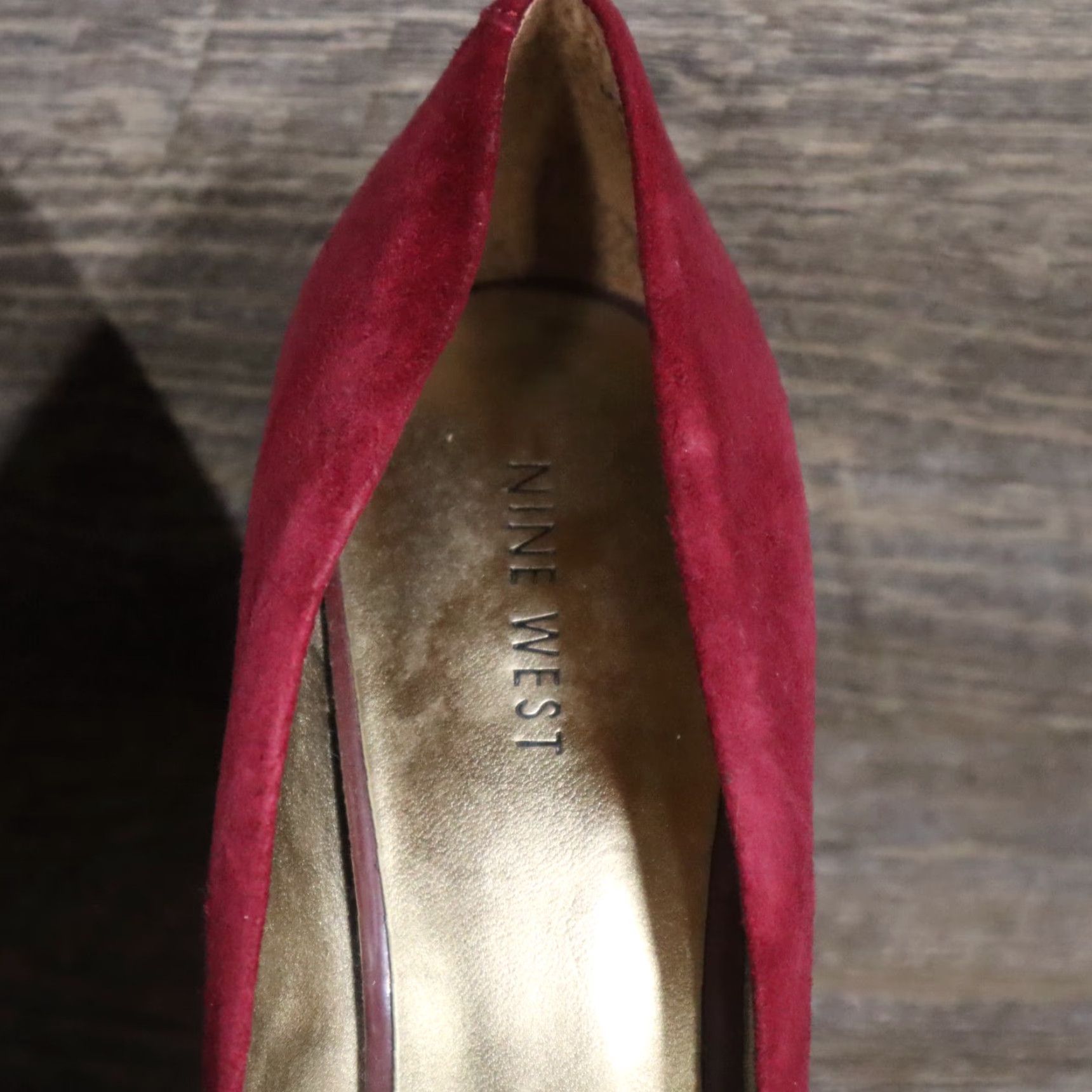 Nine West VINTAGE Nine West Dempsey Red Suede Sandals Women Size 10M 4" Heel Ankle Strap Size US 12 / IT 42 - 4 Thumbnail