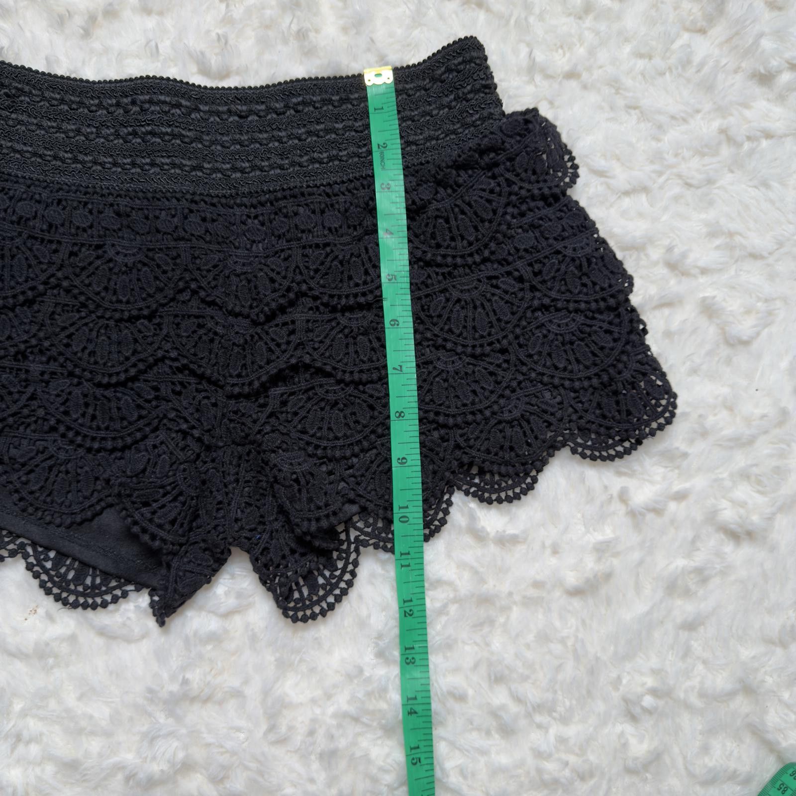 Reindee Lusion Black Lace Mini Shorts Coquette Grunge Fairycore Y2K Boho Size 26" / US 2 / IT 38 - 4 Thumbnail