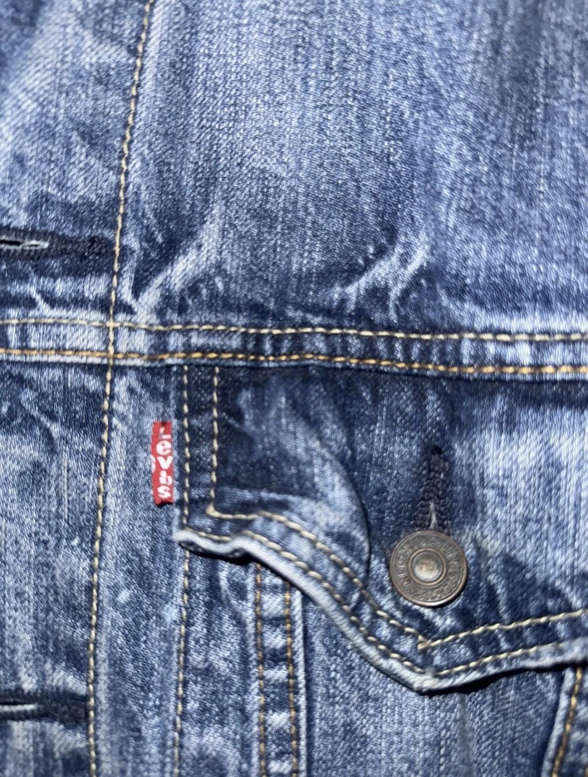 Levi's Levi’s 70589 Bleached Distressed Denim Jacket Medium Size US M / EU 48-50 / 2 - 5 Thumbnail