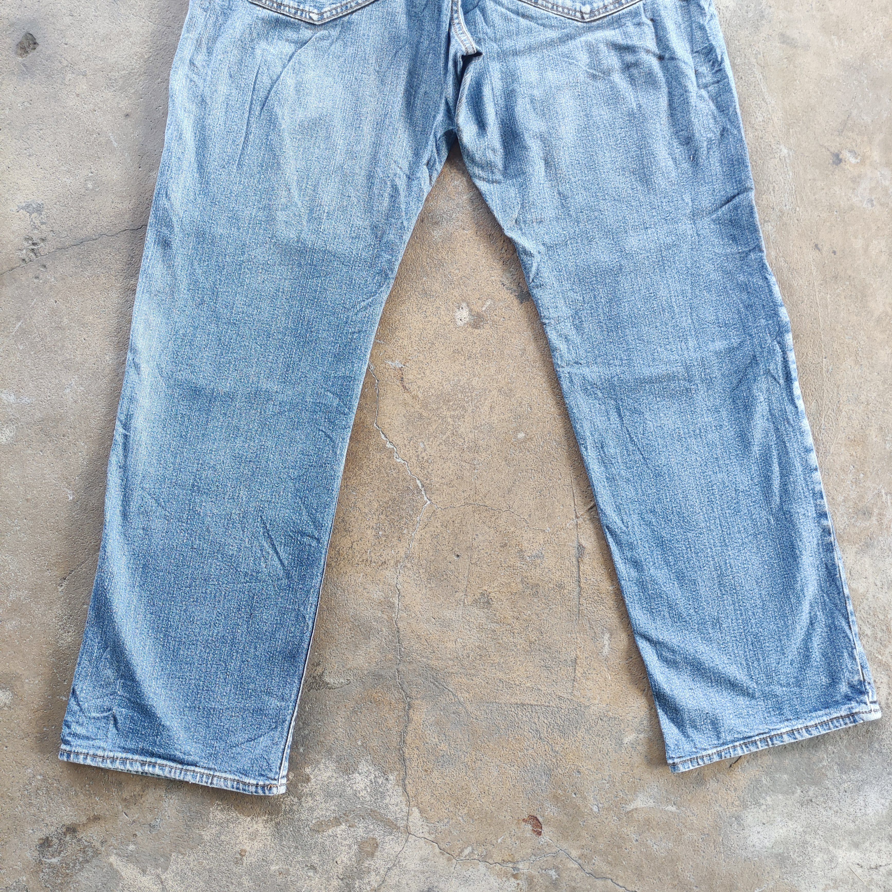Hanes Vintage Hanes Brand Jeans Faded Pants W37 Size US 37 - 9 Thumbnail