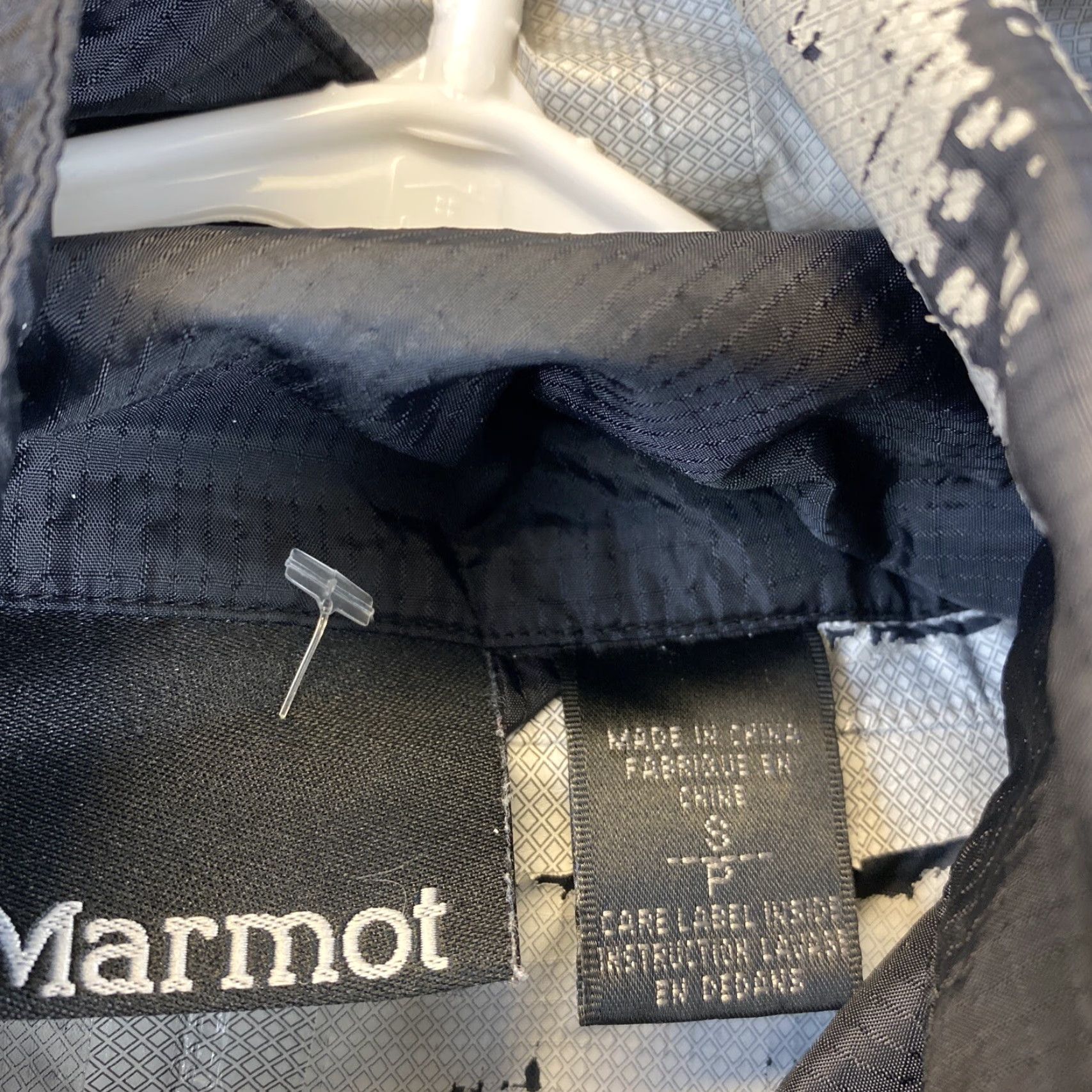 Marmot MARMOT Windbreaker Jacket Women’s Small Black Windstopper Lightweight Size S / US 4 / IT 40 - 4 Thumbnail