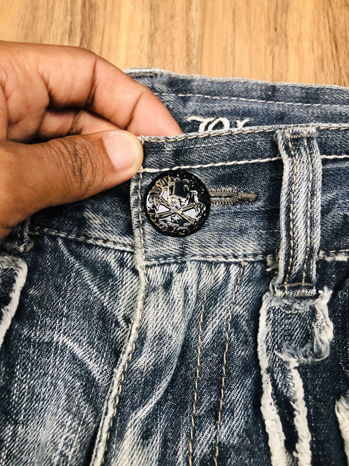 Other Blow By Blue Distress Bootcut Jeans (34) Size US 31 - 9 Thumbnail