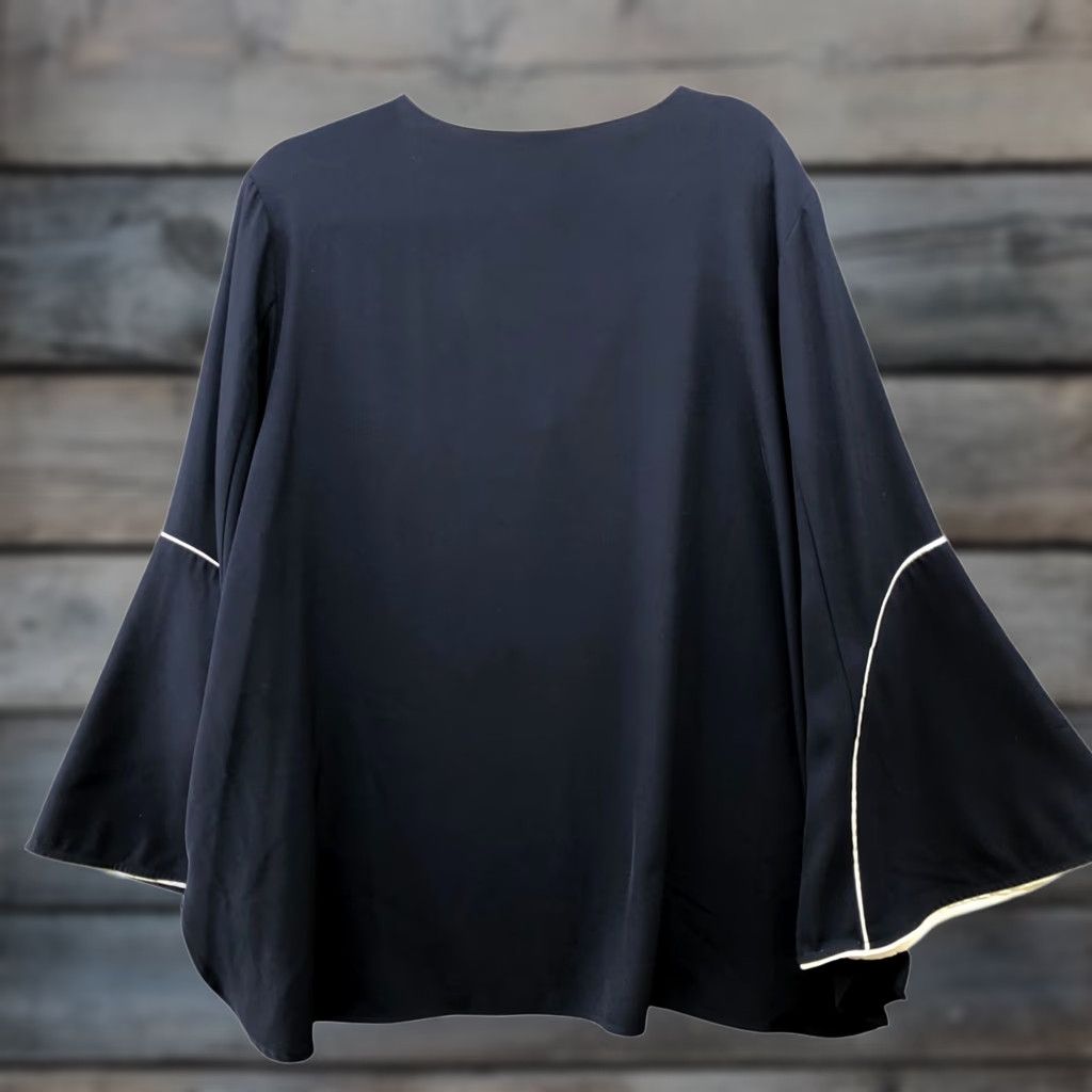 Calvin Klein Calvin Klein Blouse Womens 2X Long Sleeve V-Neck Navy Blue Flare Sleeve Polyester Blend Basic Classic - Mens? Size XXL / US 16-18 / IT 52-54 - 1 Thumbnail