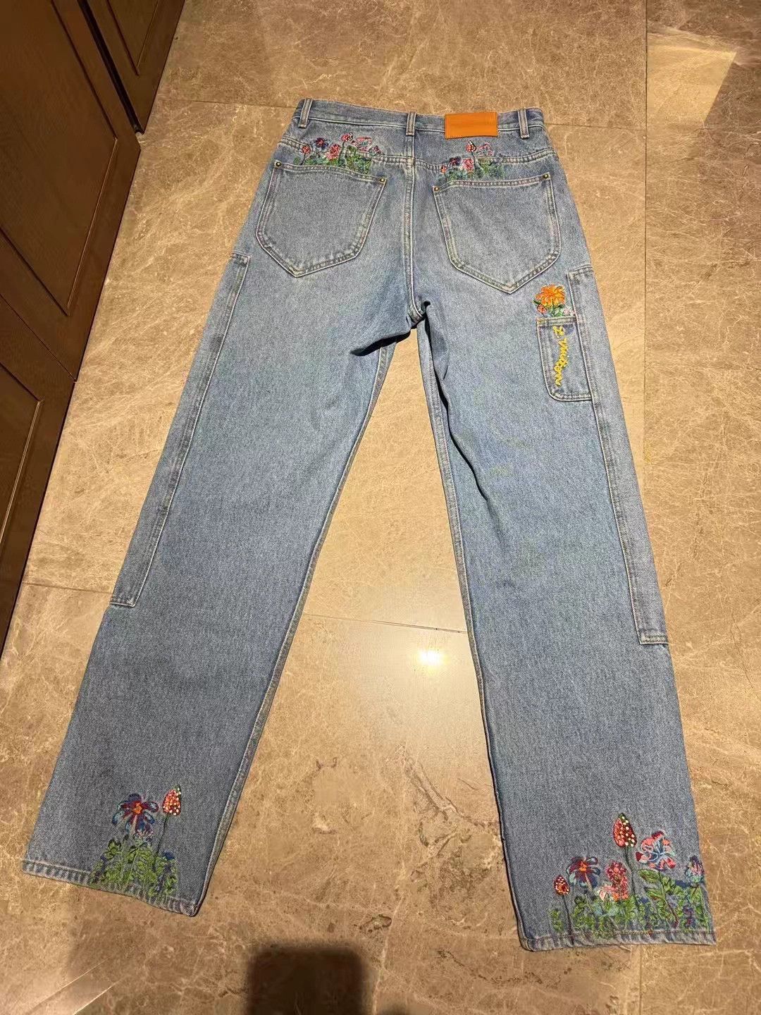 Louis Vuitton LV floral embroidery blue jeans Size 28" / US 6 / IT 42 - 2 Thumbnail