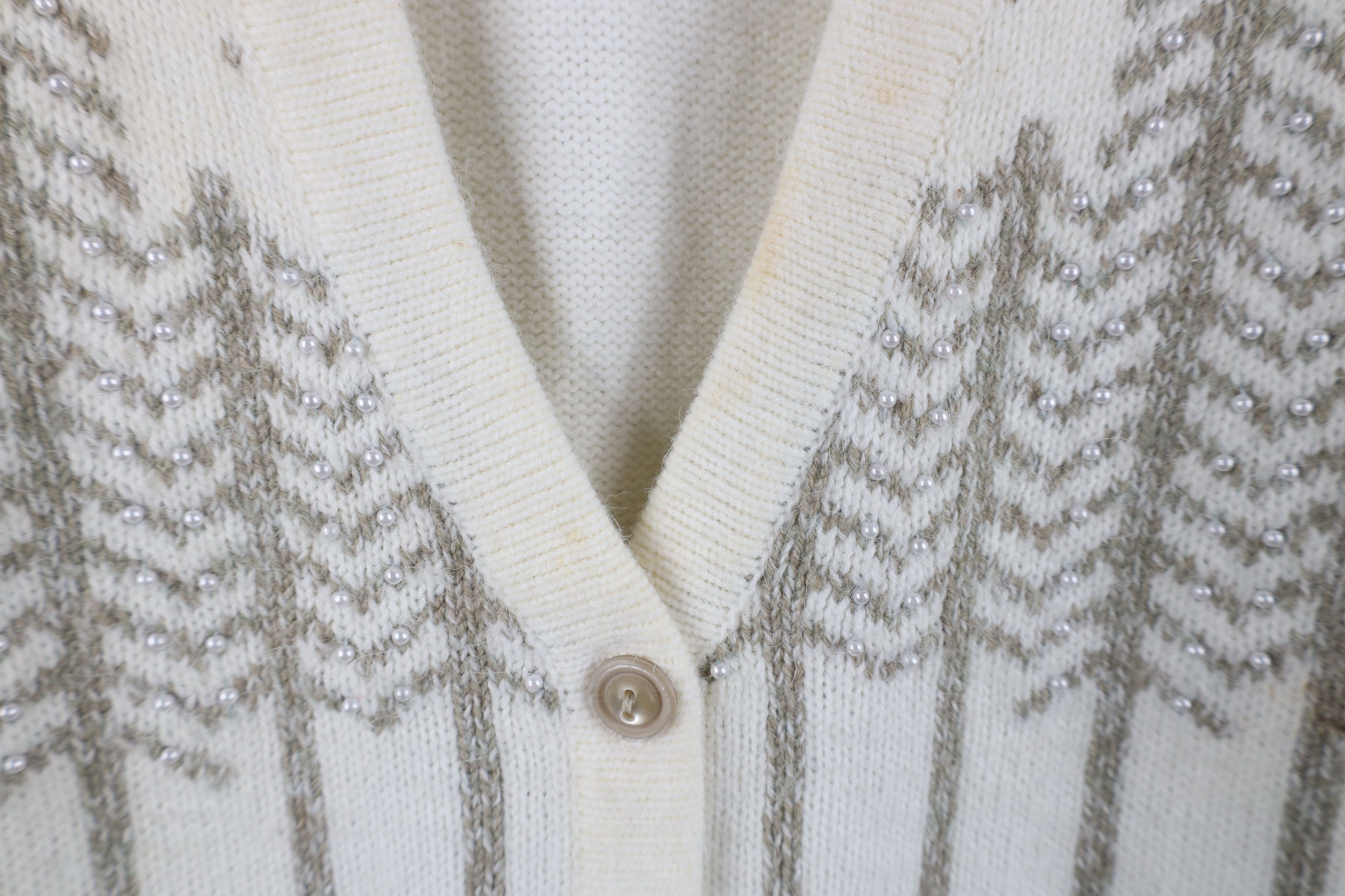 Vintage Vintage 90s Streetwear Beaded All Over Print Sweater Vest Size M / US 6-8 / IT 42-44 - 4 Thumbnail