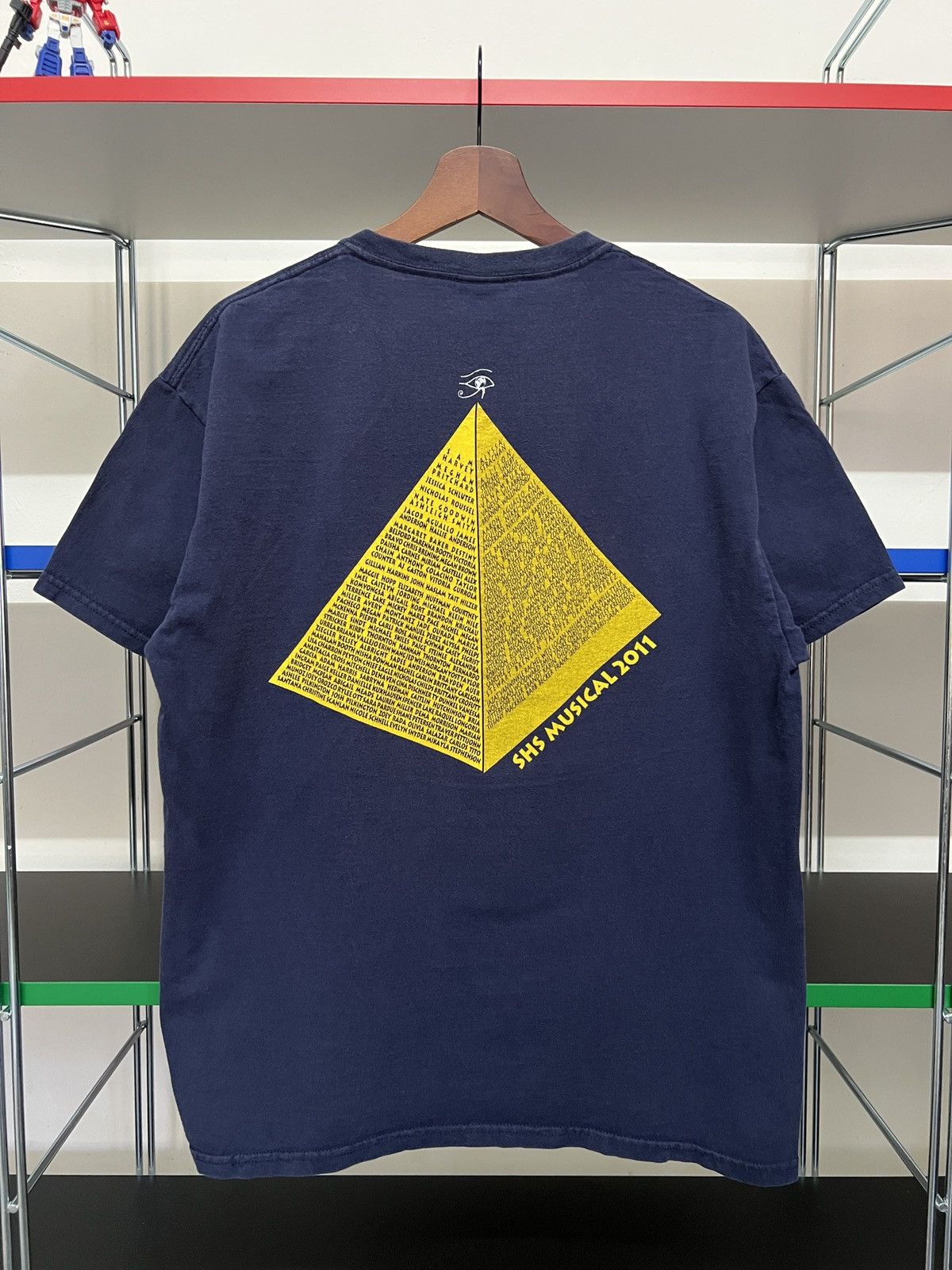 Vintage Elton John & Tim Rice’s AIDA Broadway Musical Tee Shirt Size US L / EU 52-54 / 3 - 2 Thumbnail