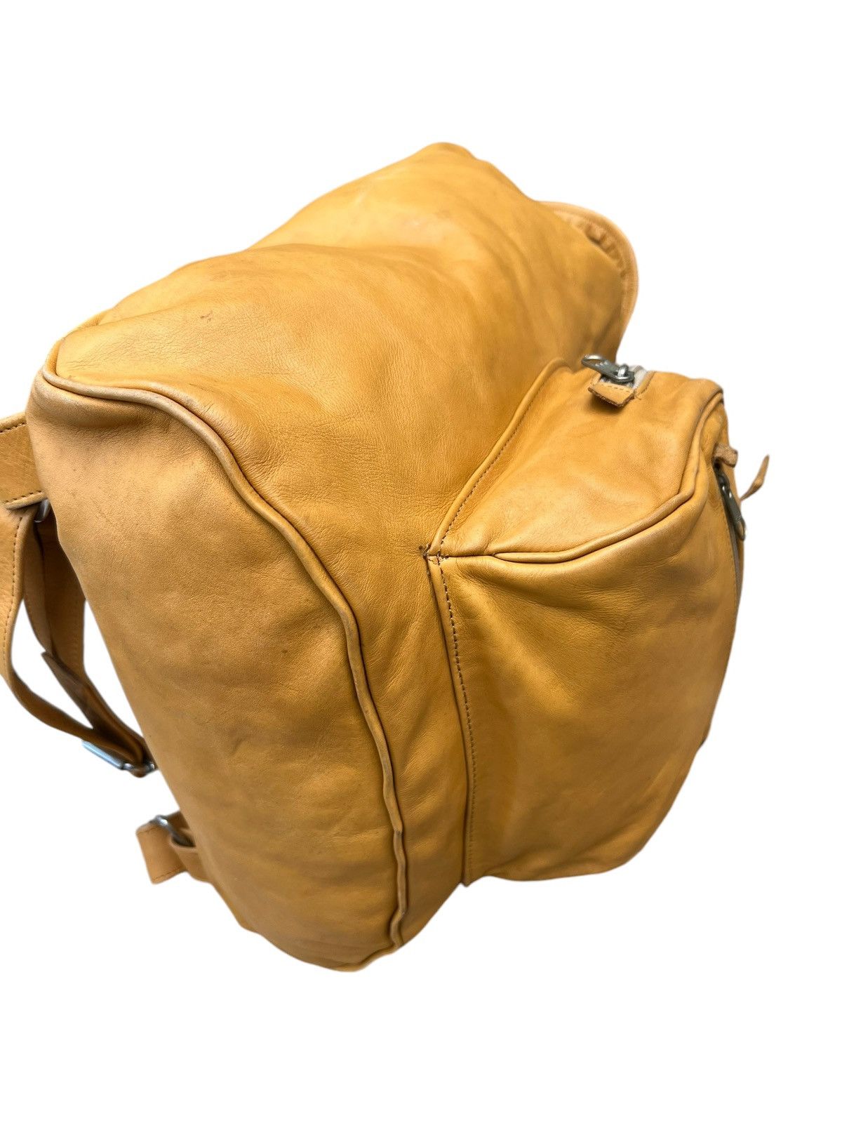 Leather Vintage Unknown Japan Brand Patina Leather Backpack Bag Size ONE SIZE - 16 Thumbnail