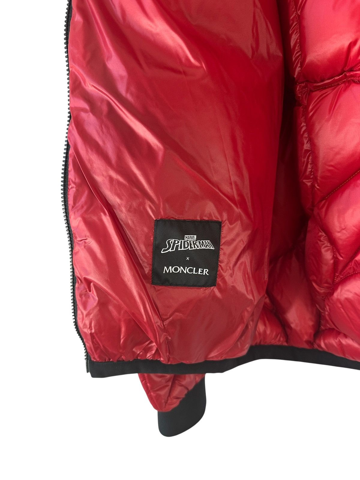 Moncler Moncler x Marvel Spiderman Jacket FRIENDS & FAMILY EDITION Size US L / EU 52-54 / 3 - 6 Thumbnail