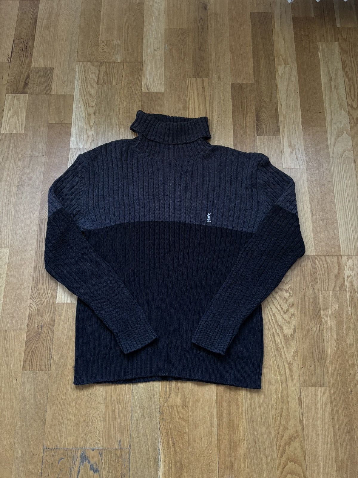 Yves Saint Laurent Yves saint laurent vintage knitwear y2k Size US L / EU 52-54 / 3 - 1 Thumbnail