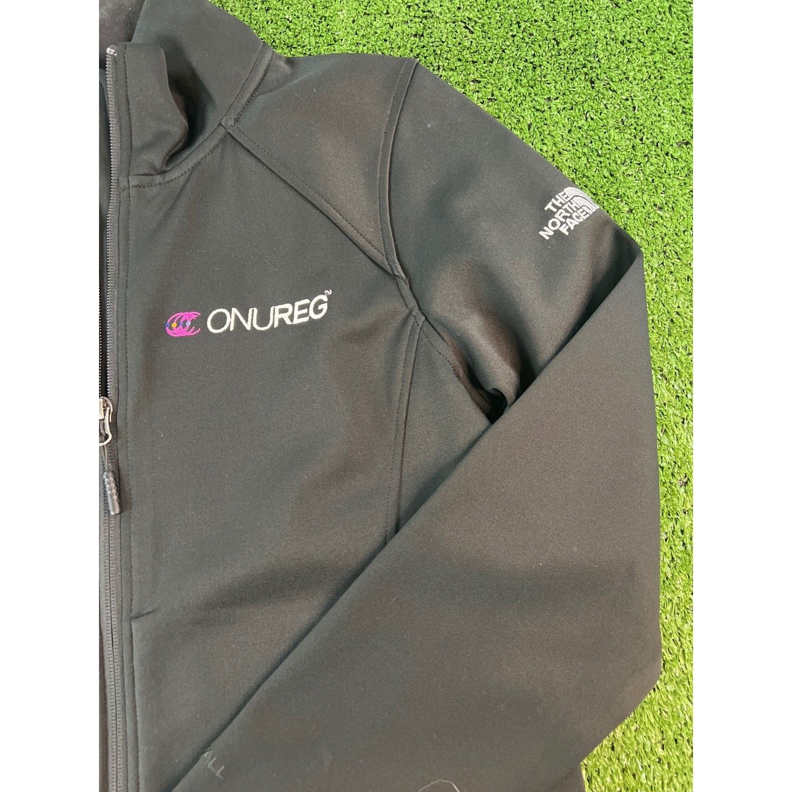 The North Face The North Face Soft Shell Jacket Black Full Zip Women's MD Size M / US 6-8 / IT 42-44 - 3 Thumbnail