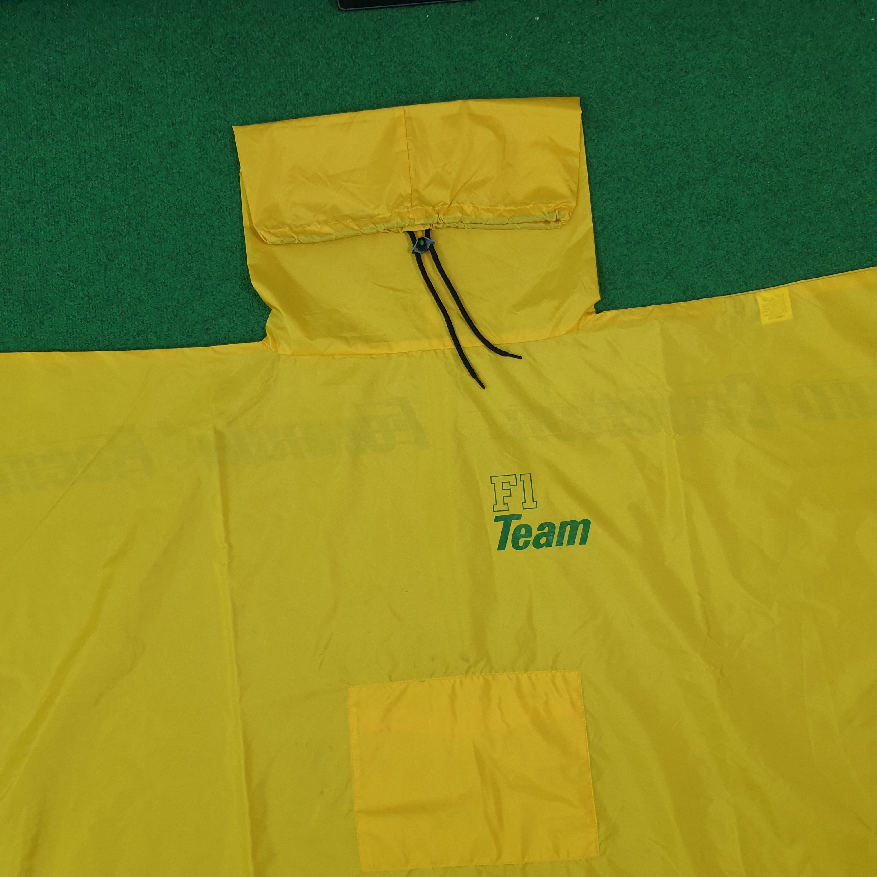 Benetton Vintage Benetton Formula 1 Racing Raincoat Free Size C269N15 Size US L / EU 52-54 / 3 - 4 Thumbnail