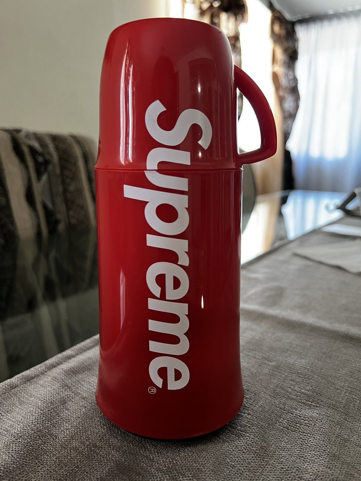 SUPREME HELIOS THERMOS BOTTLE