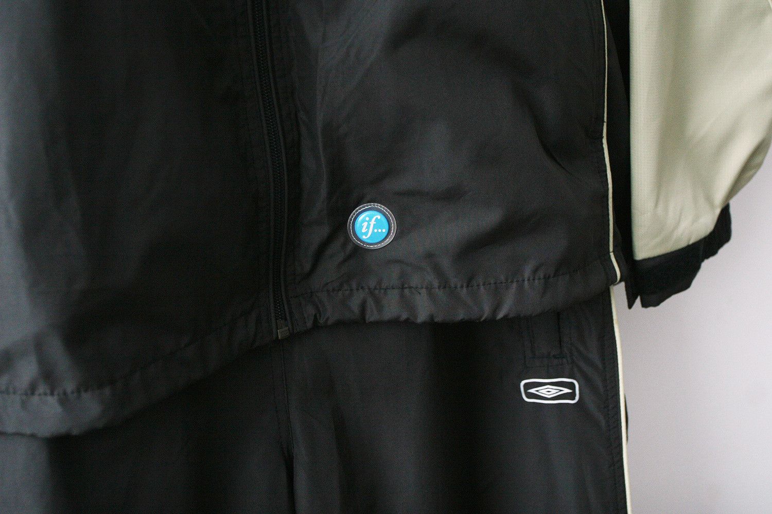 Umbro Vintage 90's Umbro Training Running Tracksuit SET Chav Black Size US L / EU 52-54 / 3 - 5 Thumbnail
