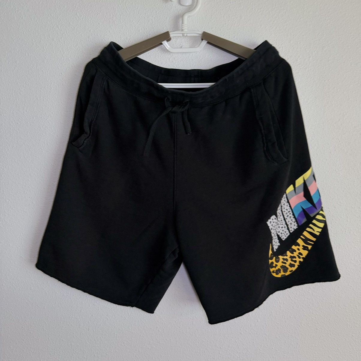 Nike Nike Air Max Day Alumni Shorts Mens Small Black Atmos Size US 32 / EU 48 - 1 Thumbnail