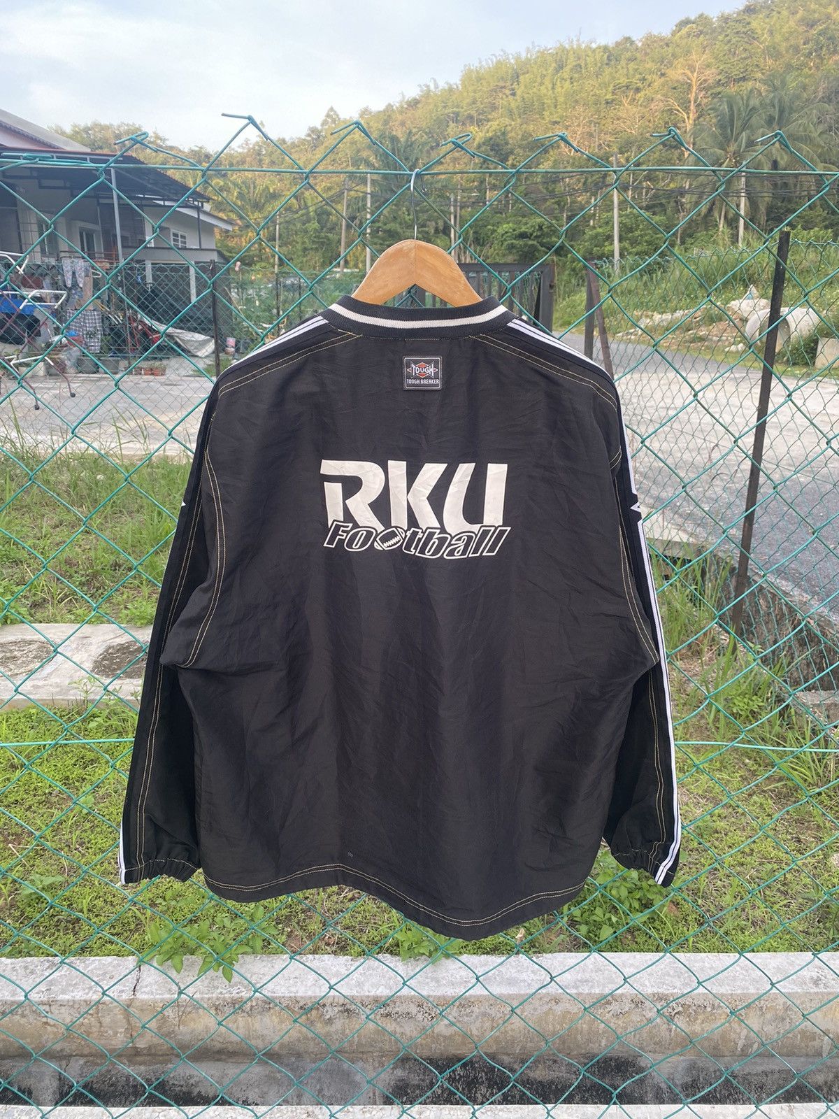 Mizuno Vintage Mizuno RKU Football Training Sweater Size US L / EU 52-54 / 3 - 2 Thumbnail