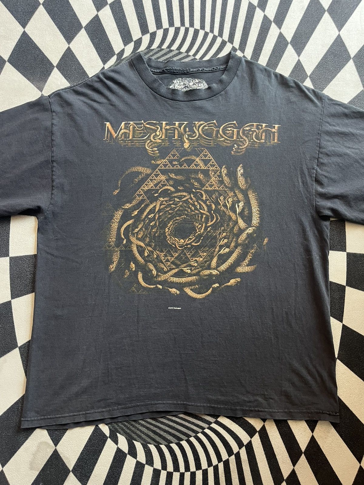 Band Tees Vintage MESHUGGAH 2012’s Band ( very worn ) Tshirt Size US XL / EU 56 / 4 - 3 Thumbnail