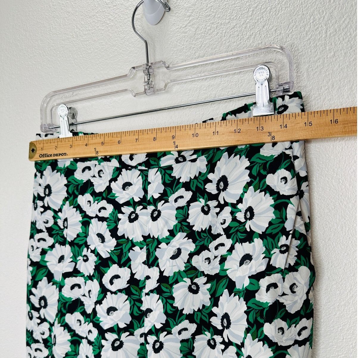 Stella McCartney Stella McCartney White Black Green Julia Flora Jogger Pants Size 42" / US 20 - 16 Thumbnail