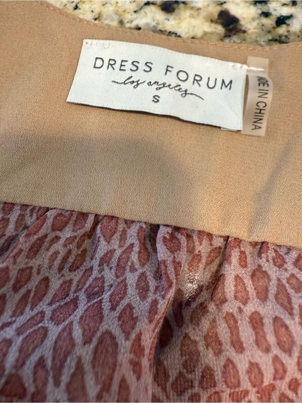 Other Dress Forum rose & blush pink wrap midi dress SZ SM Size S / US 4 / IT 40 - 8 Thumbnail