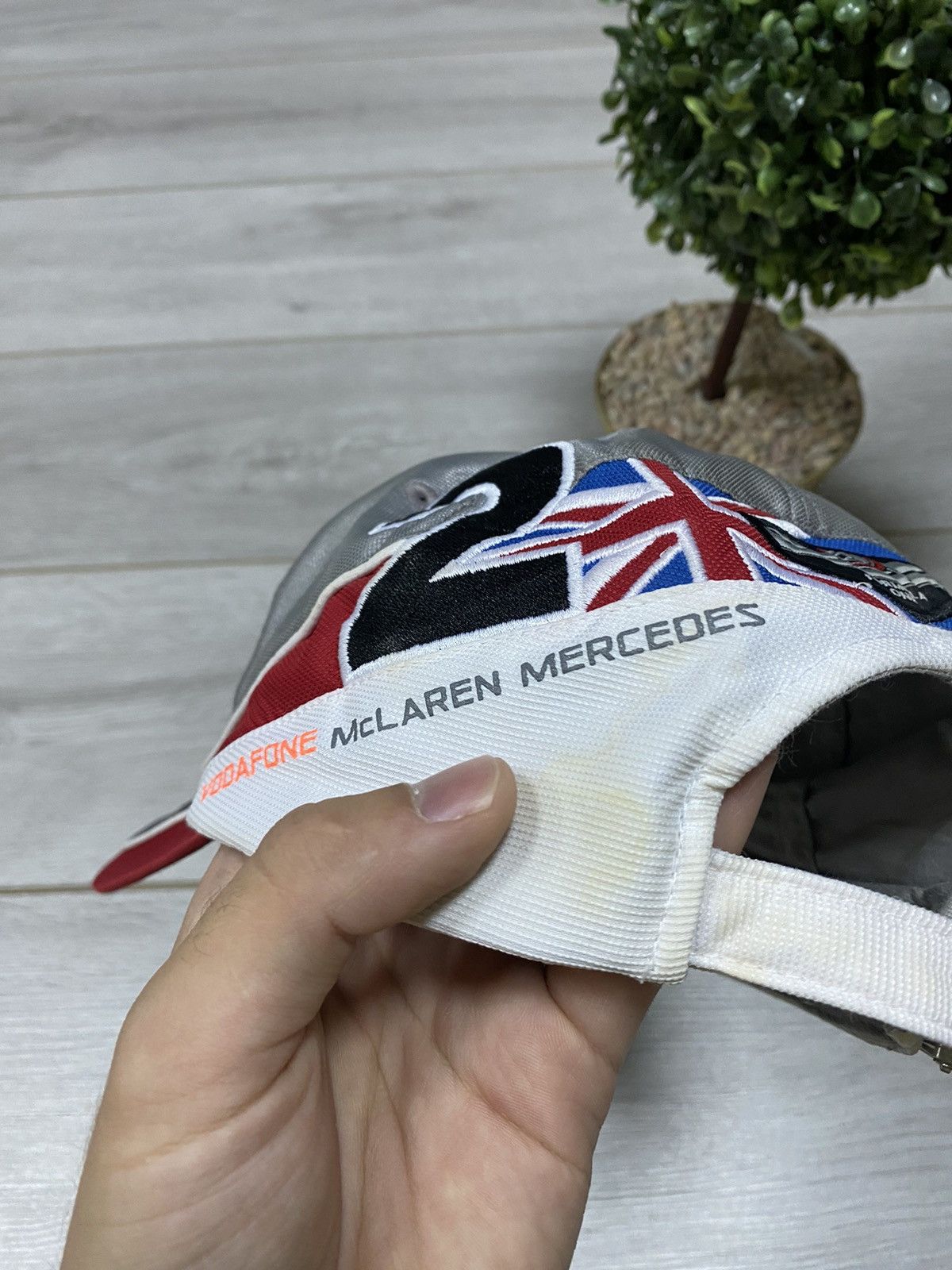Mercedes-Benz Mercedes Benz Vodafone 2 🇬🇧 UK Mclaren vintage racing cap Size ONE SIZE - 4 Thumbnail