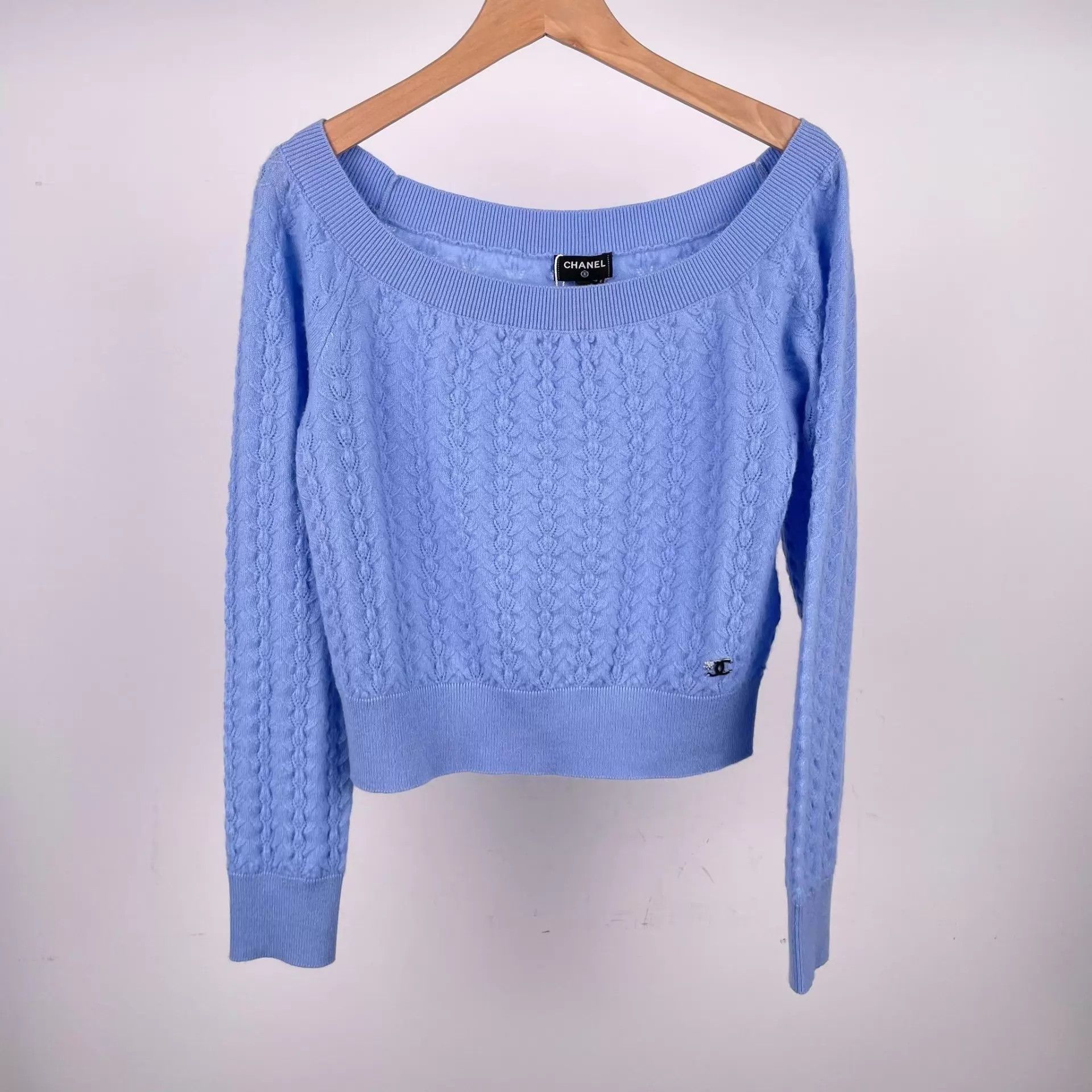 Chanel CHANEL Blue Sweater Women's 34 Size XS / US 0-2 / IT 36-38 - 1 Thumbnail