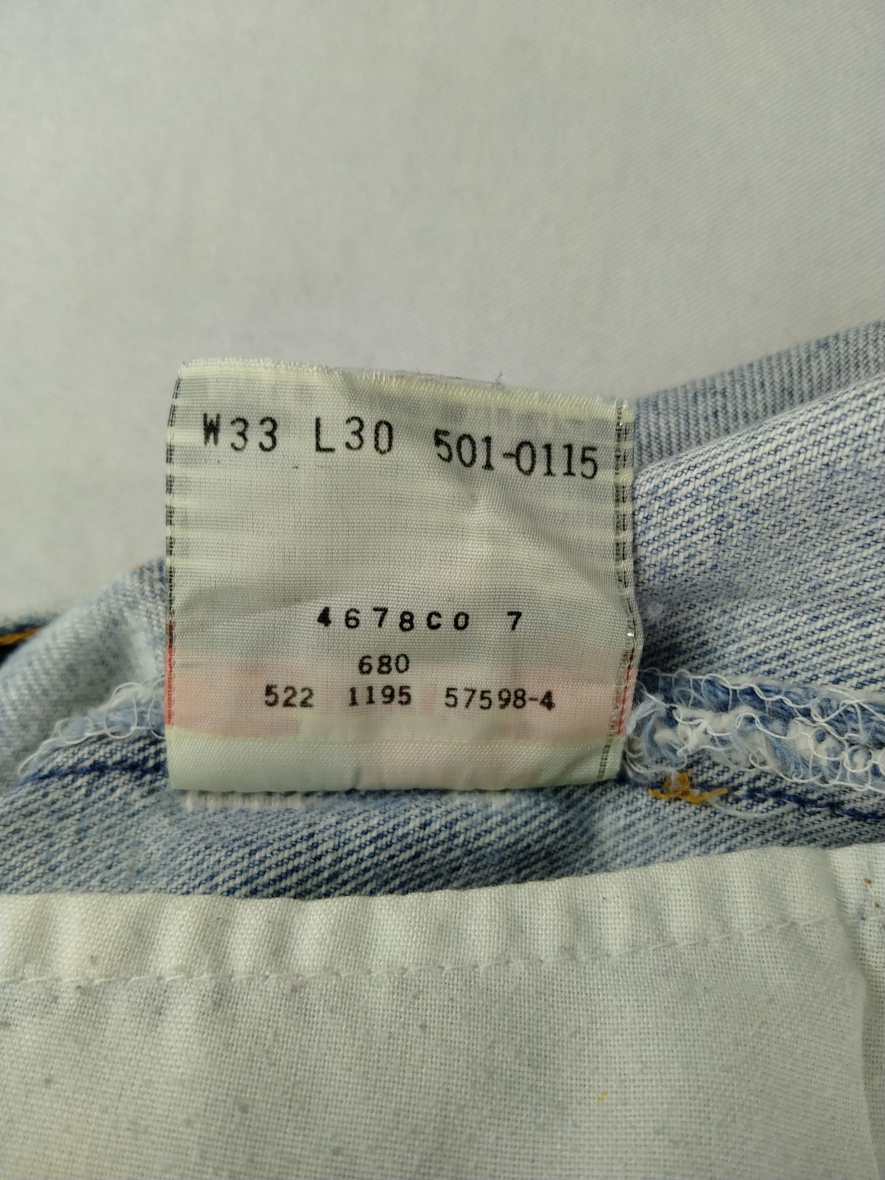 Levi's 90s Light Wash Vintage Levi's 501 USA 33x31 Denim -JN880 Size US 33 - 9 Thumbnail