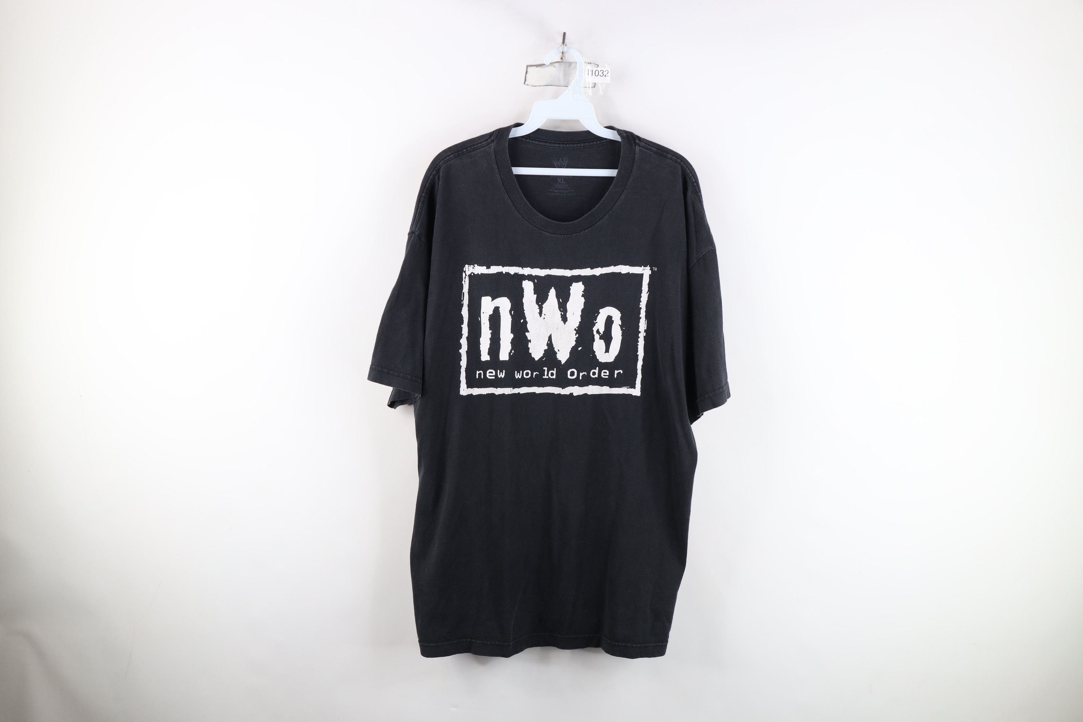 Vintage Vintage Y2K WWF WWE New World Order Wrestling T-Shirt Black Size US XL / EU 56 / 4 - 1 Thumbnail