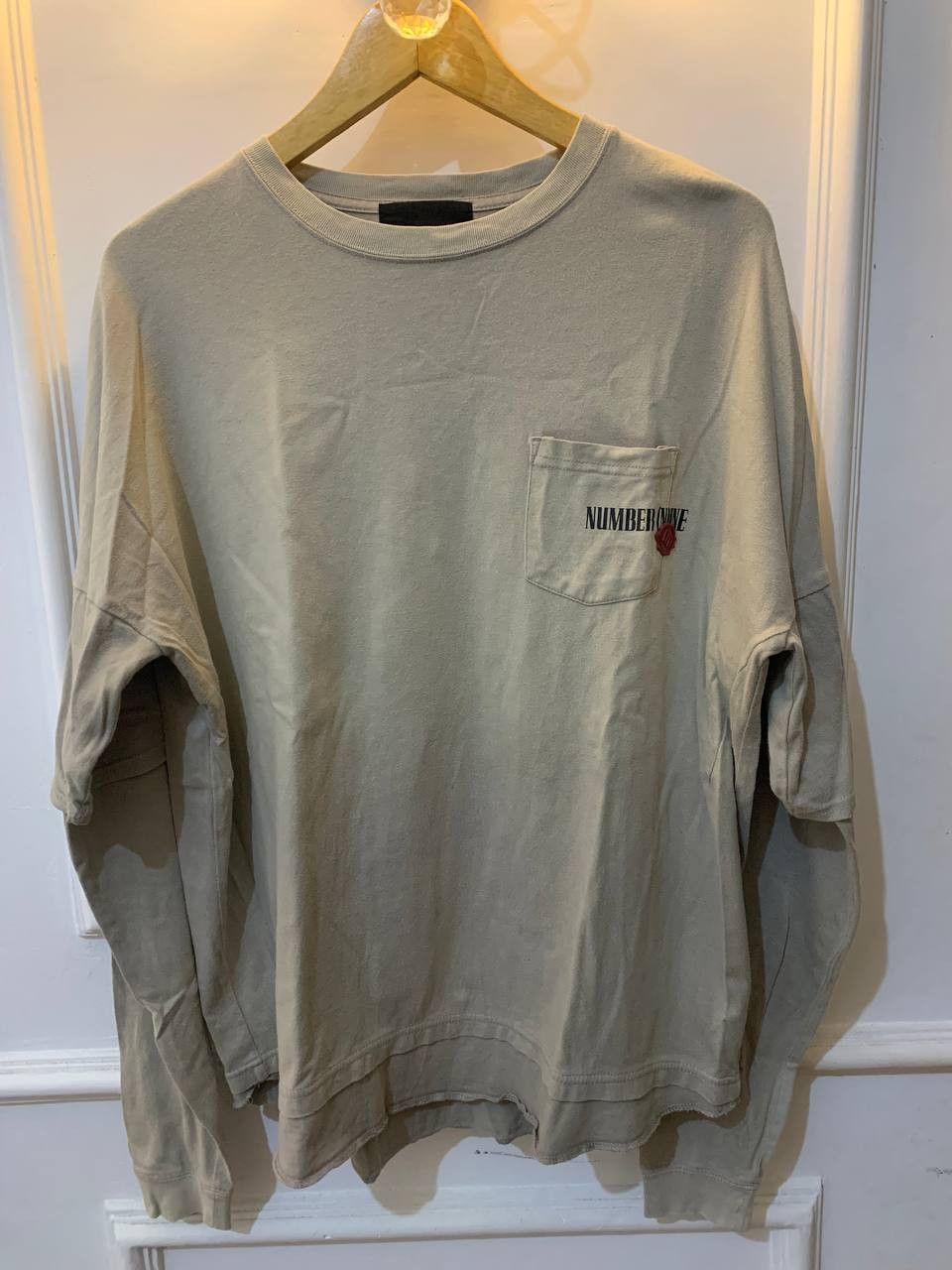 Number (N)ine Number (n)ine • doubel layer asymmetric skateboard styel Size US M / EU 48-50 / 2 - 1 Thumbnail