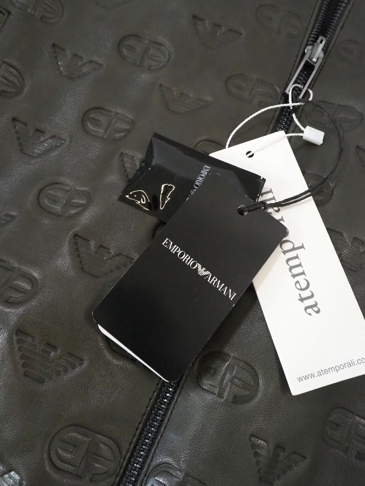 Emporio Armani Reversible Logo Embossed Lambskin Nappa Leather BomberJacket Size US M / EU 48-50 / 2 - 3 Thumbnail