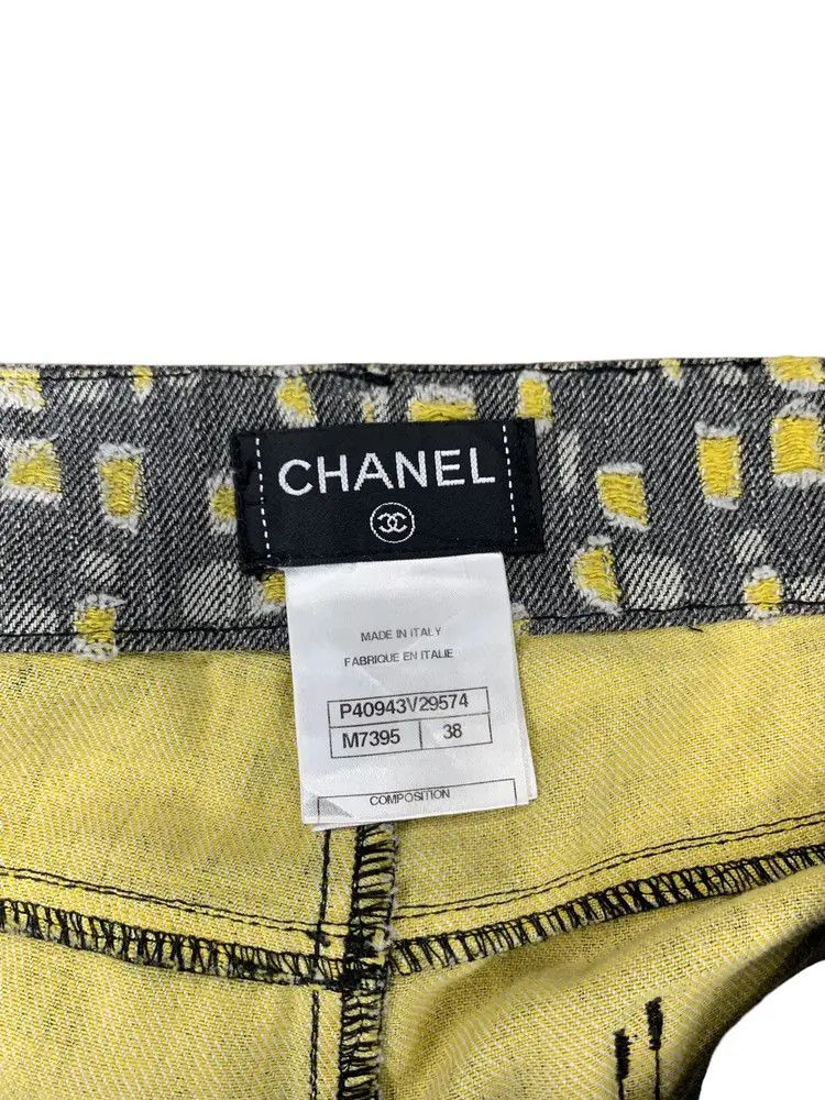 Chanel SS 2011 Chanel disteressed straight leg jeans Size 30" / US 8 / IT 44 - 12 Thumbnail