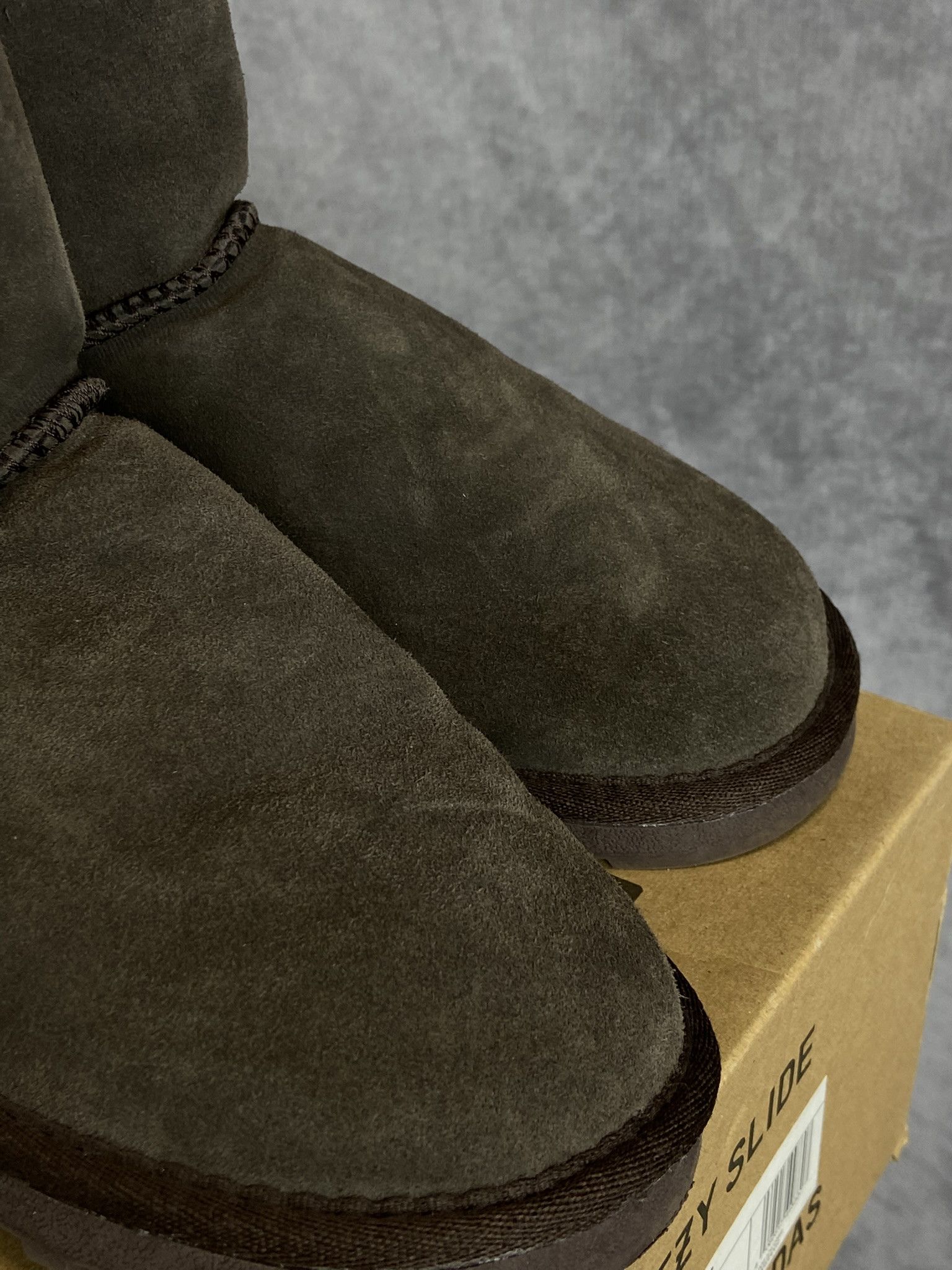 Ugg UGG Classic Black Suede Boots EU 41 Size US 11 / IT 41 - 6 Thumbnail